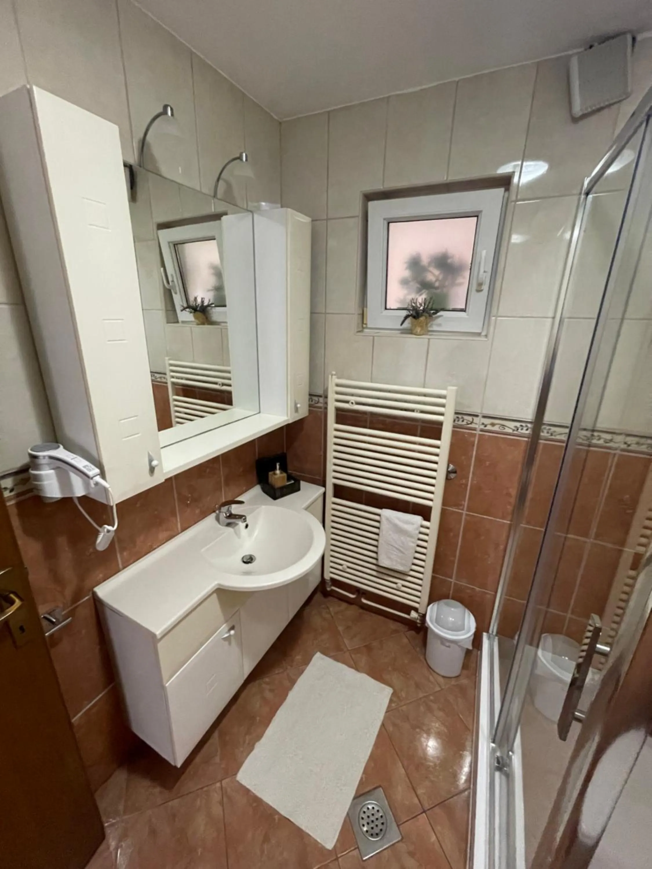 Shower in House Magdic Plitvice