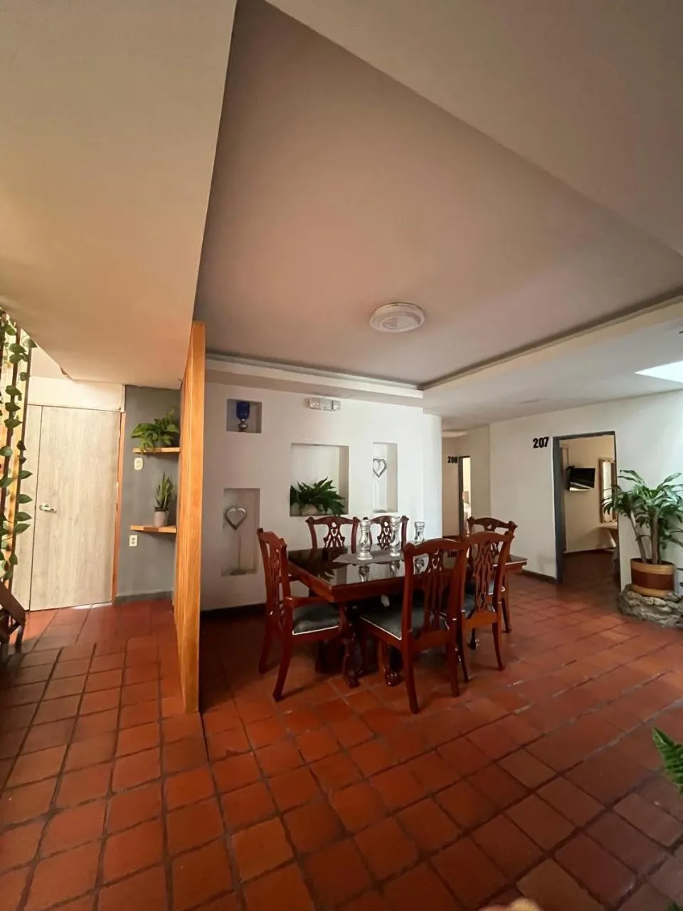 Dining area in Hotel 42 Avenida