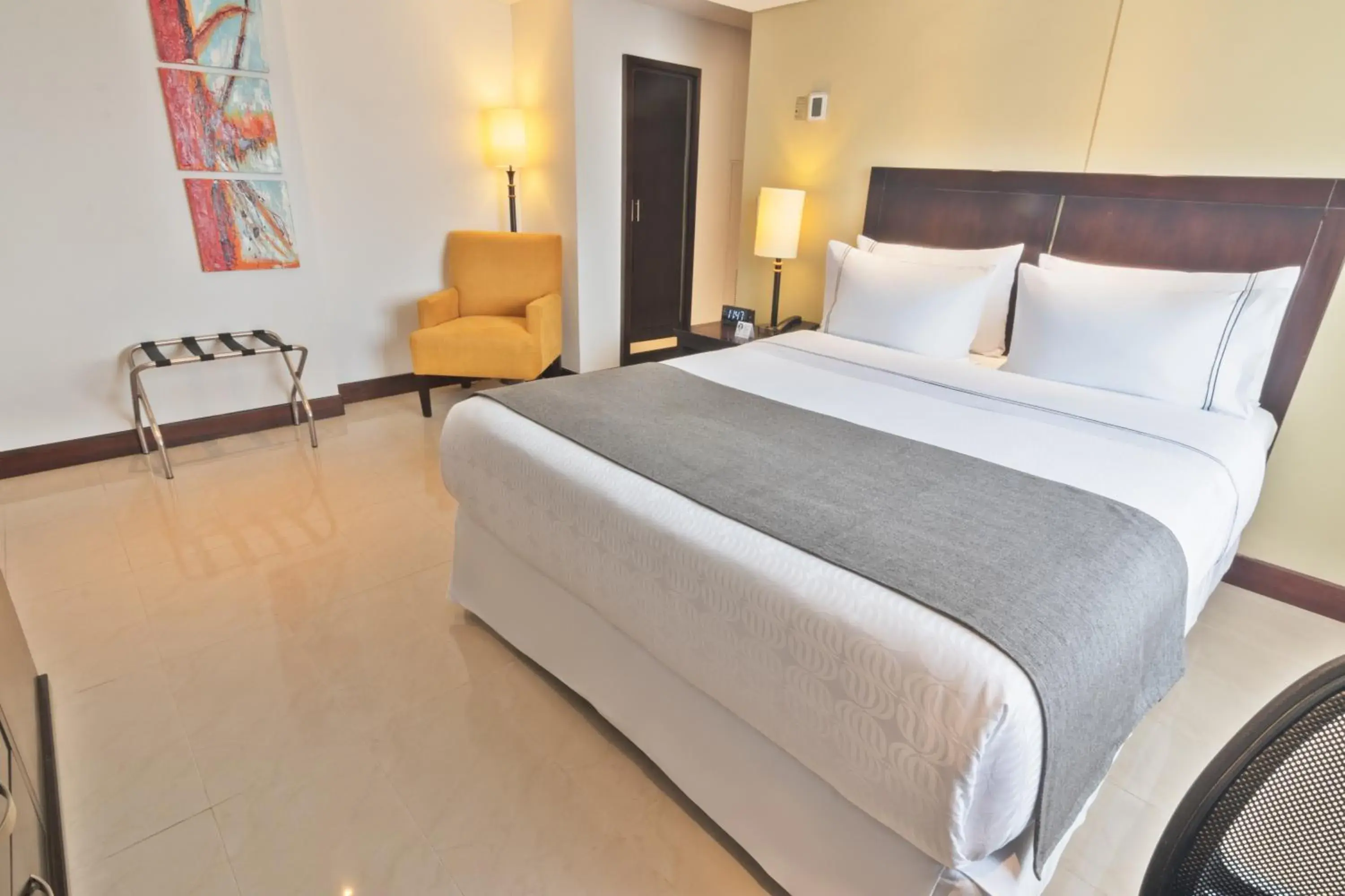 Standard Room - single occupancy in Sonesta Hotel Cali Standard Room - single occupancy in Sonesta Hotel Cali