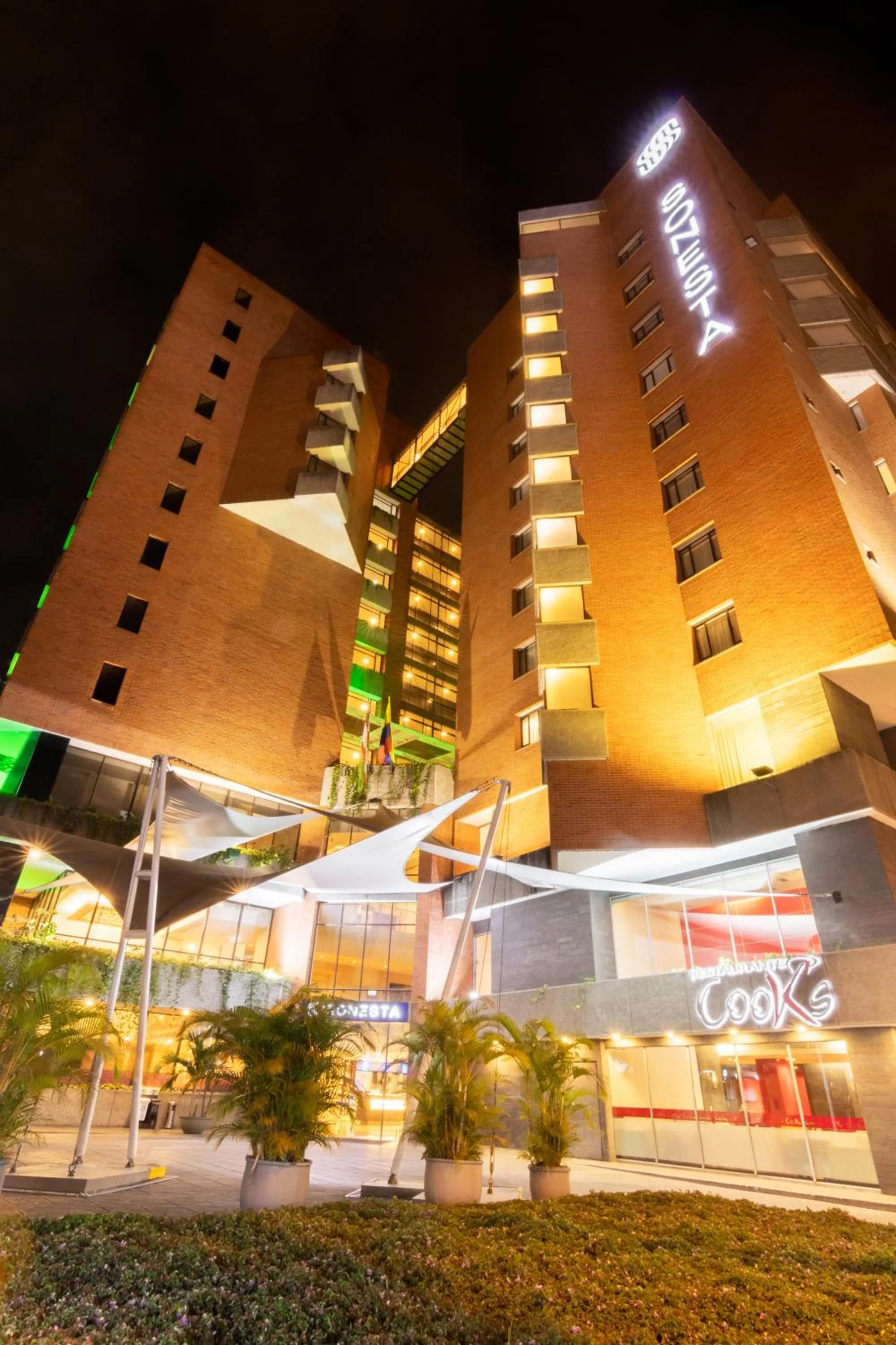 Facade/entrance in Sonesta Hotel Cali