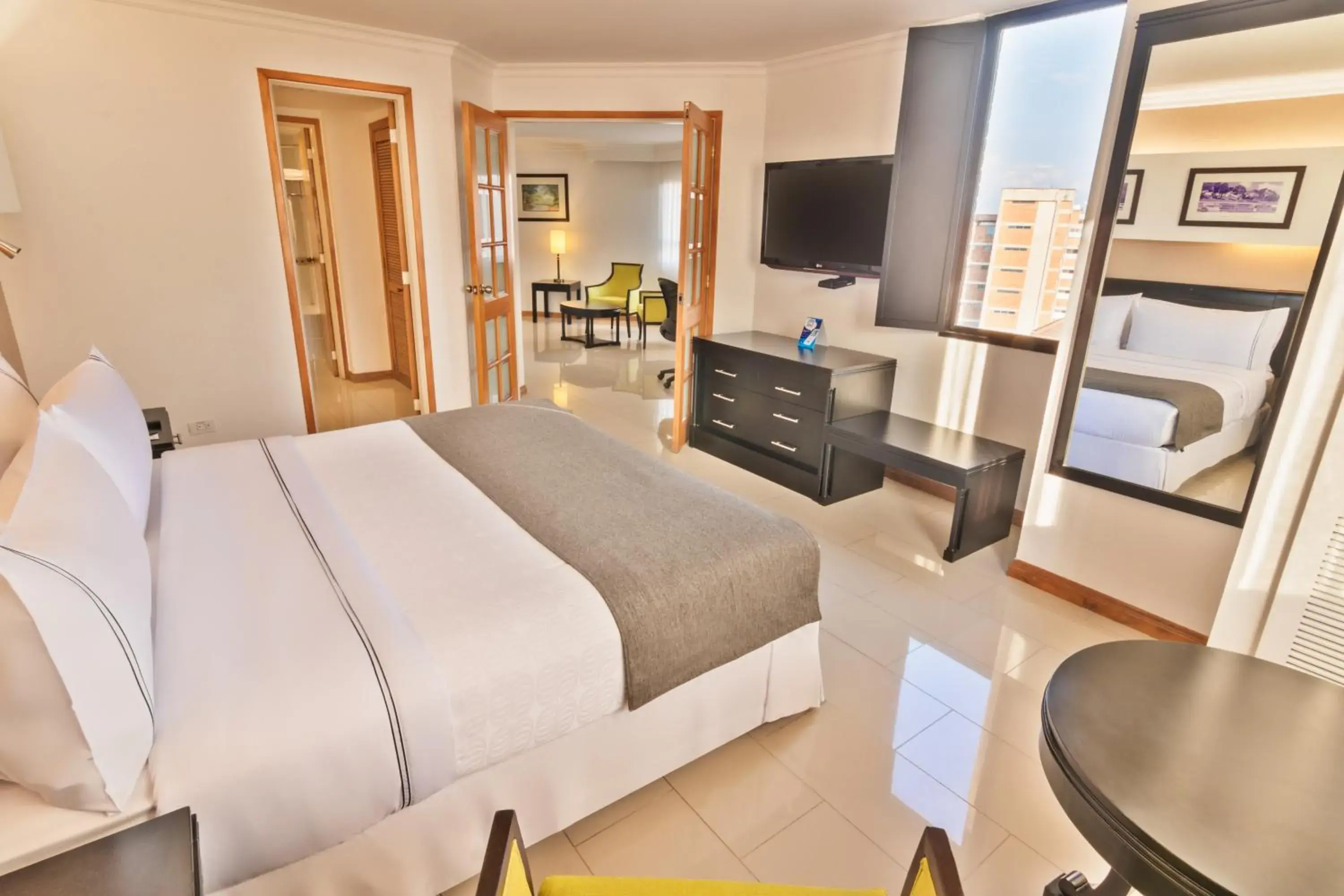 Suite Room - single occupancy in Sonesta Hotel Cali Suite Room - single occupancy in Sonesta Hotel Cali