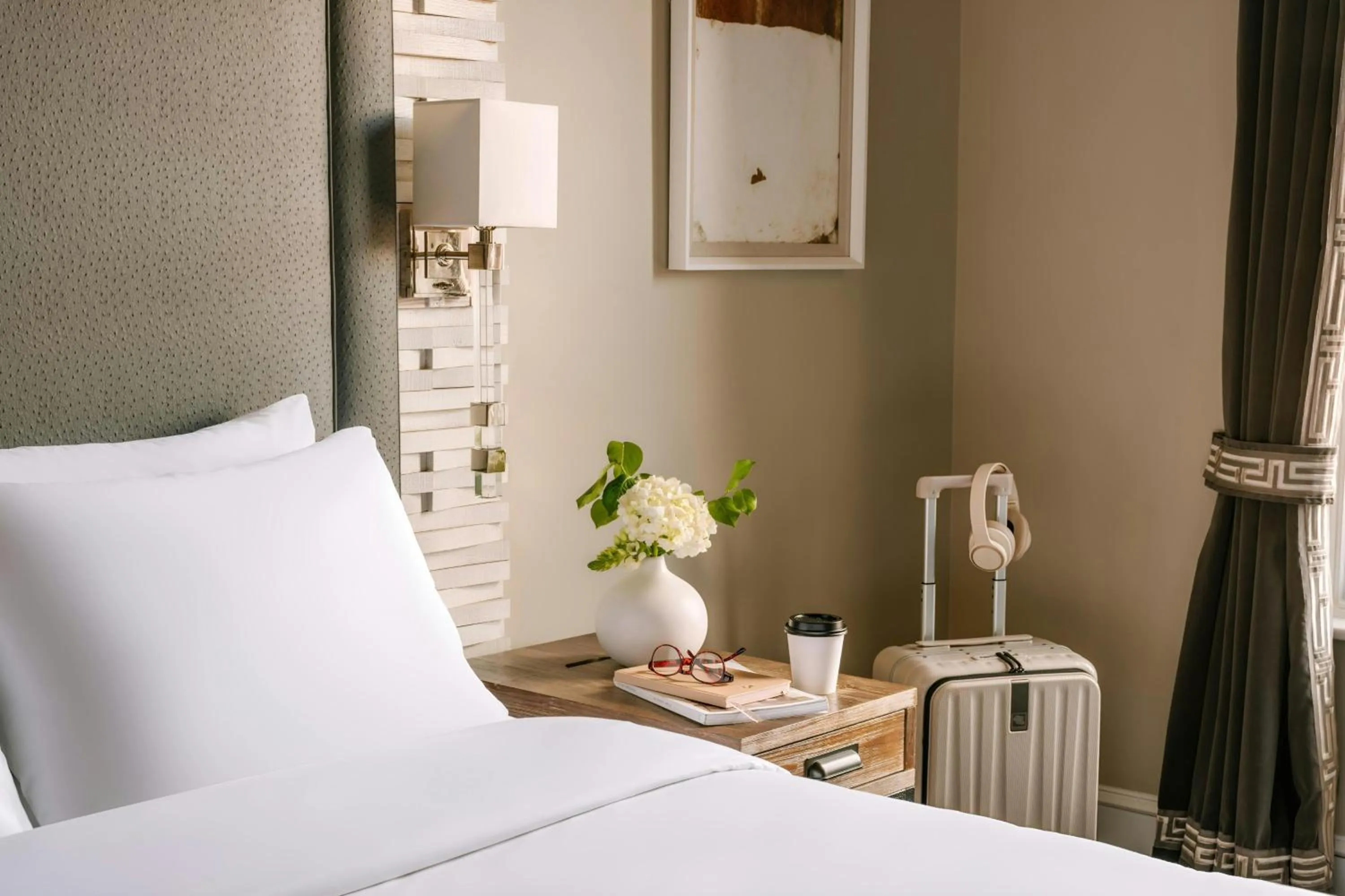 Bedroom, Bed in No. 284 Back Bay Hotel, Sonder by Marriott Bonvoy