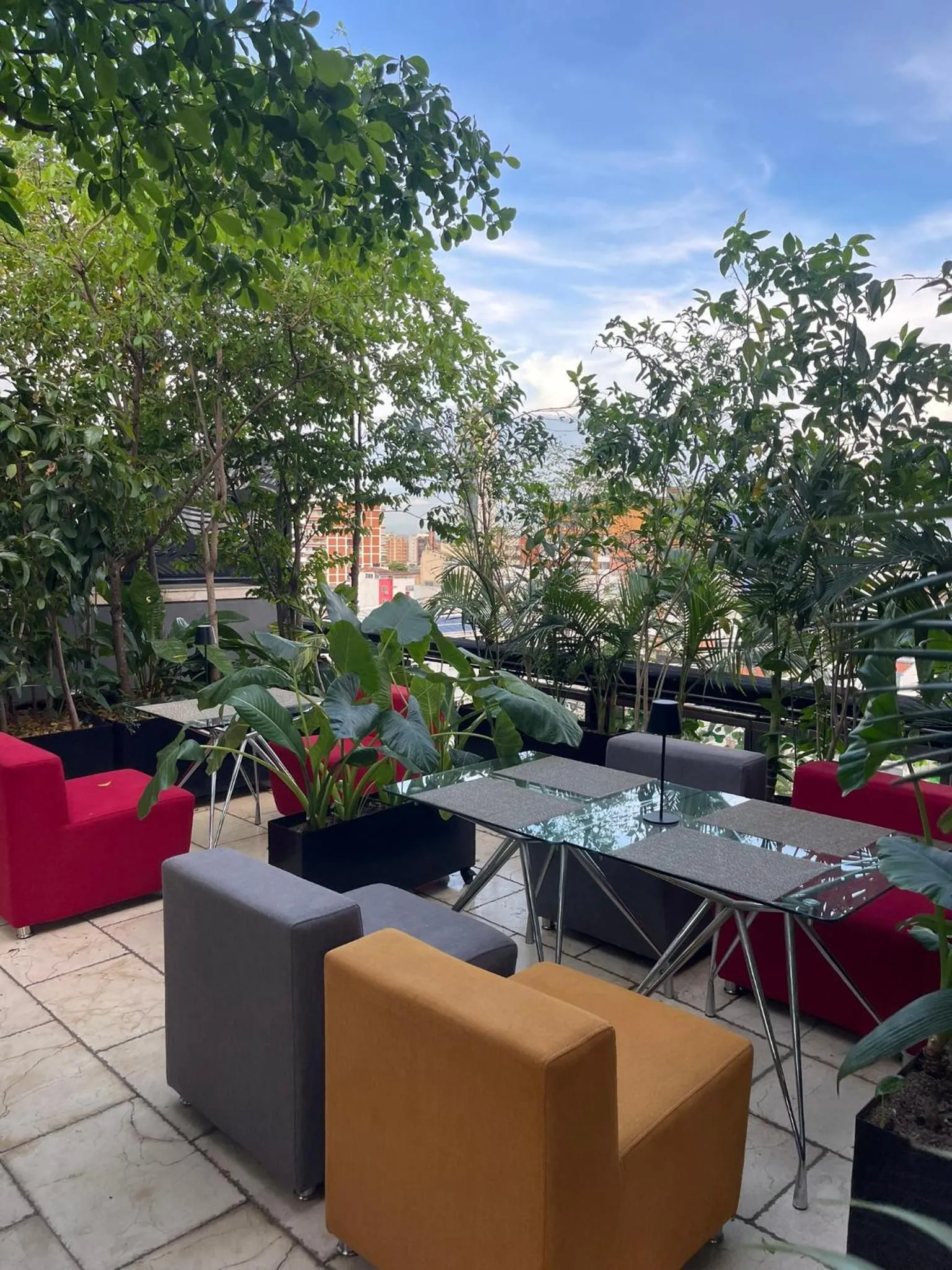 Patio in Now Hotel Cali