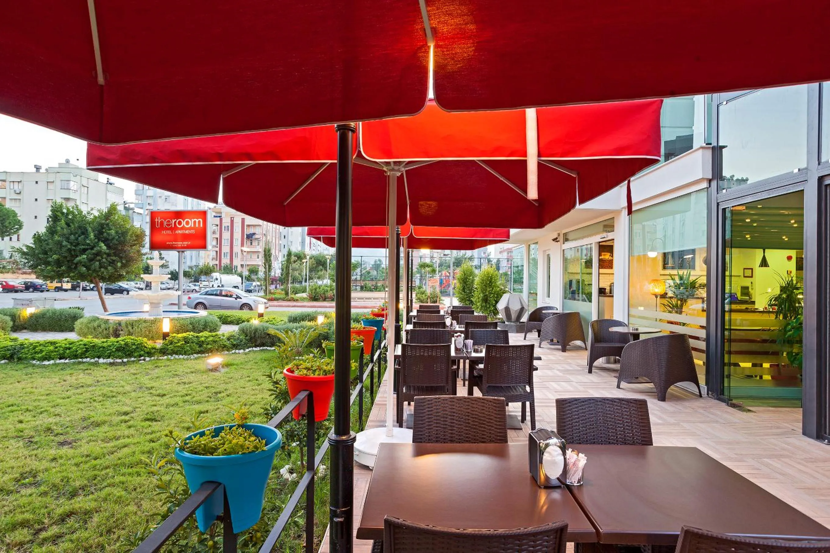 The Room Hotel & Apartments