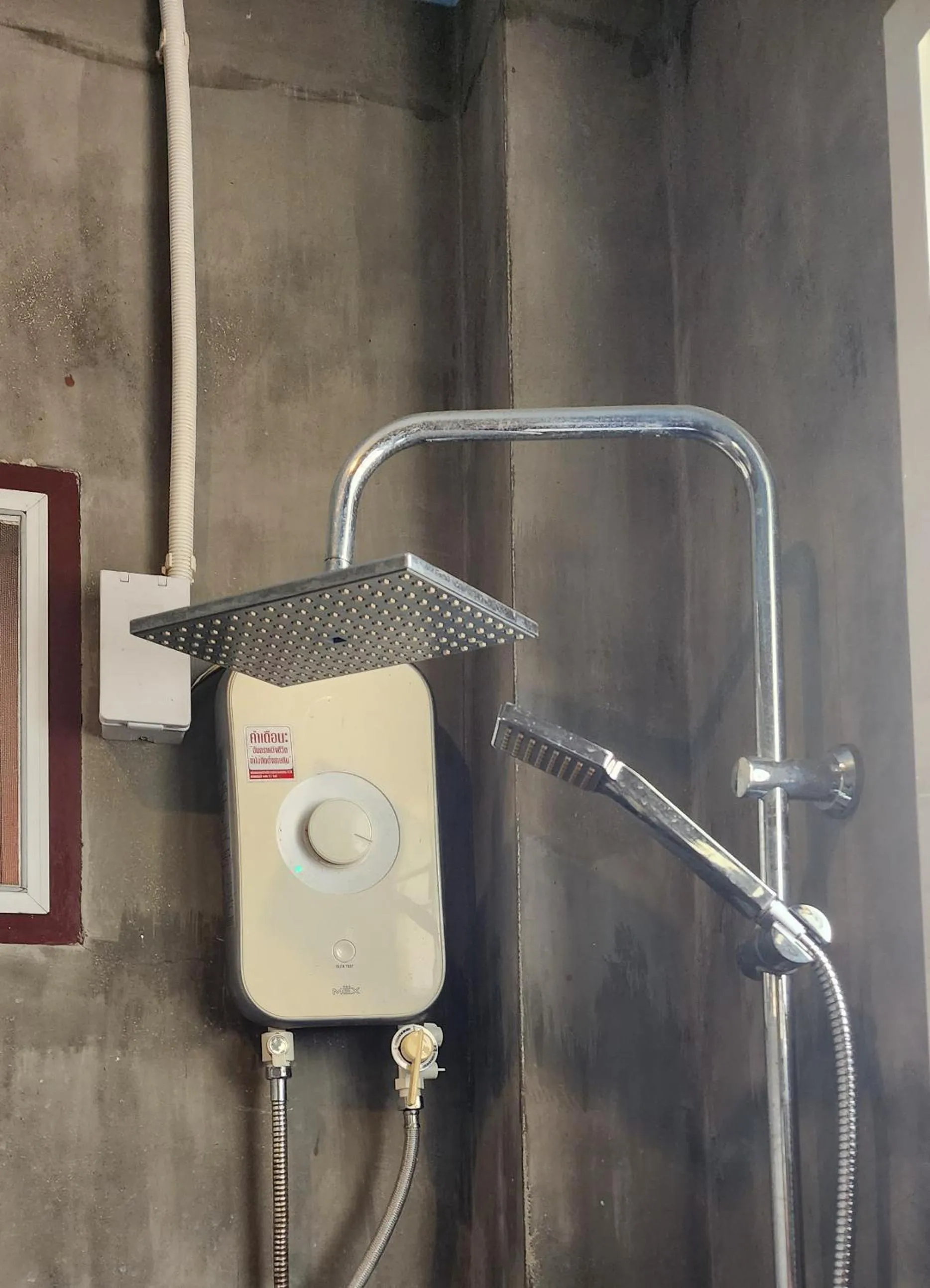 Rimtharnn Homestay Maewin