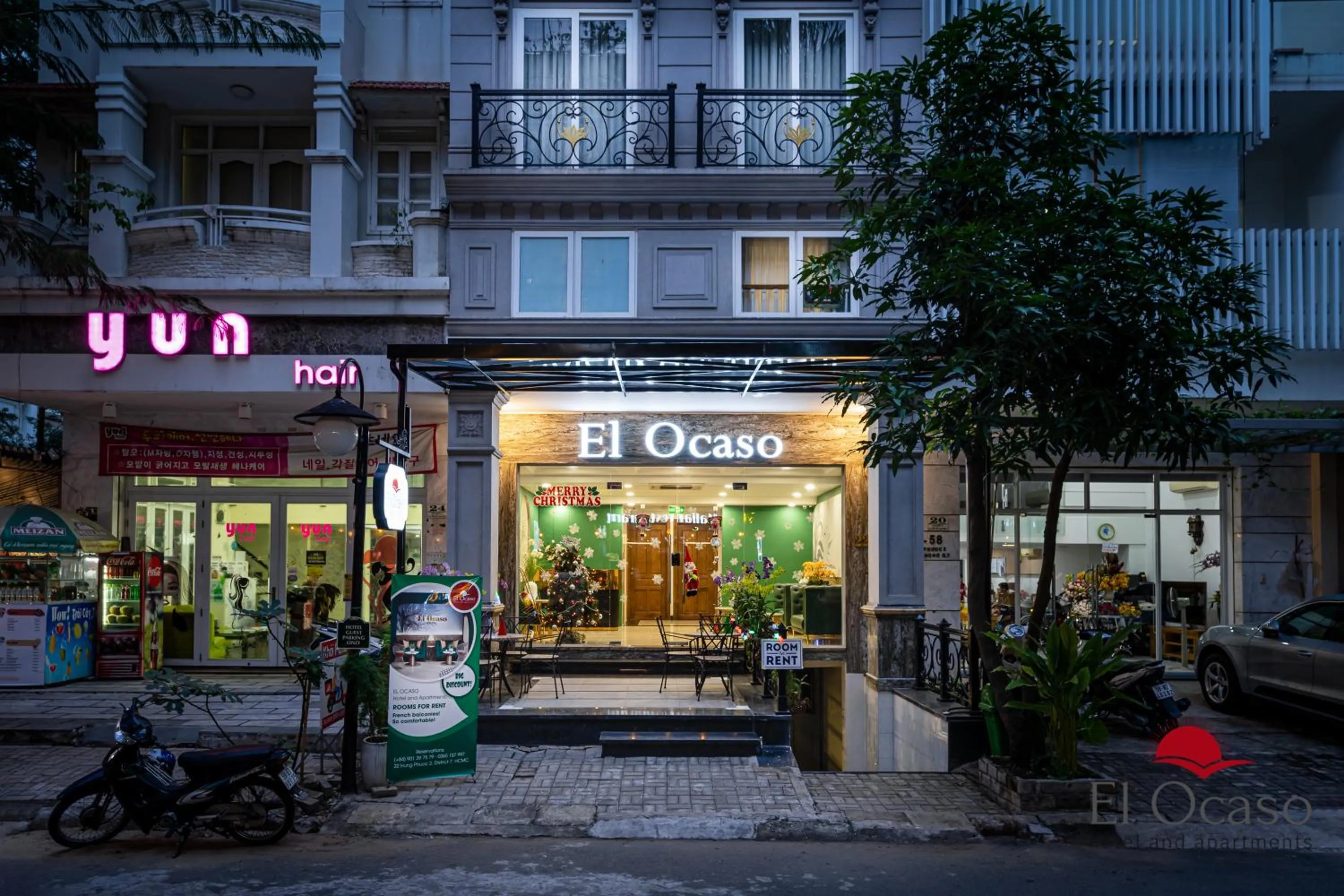 Property building in El Ocaso Hotel and Apartments