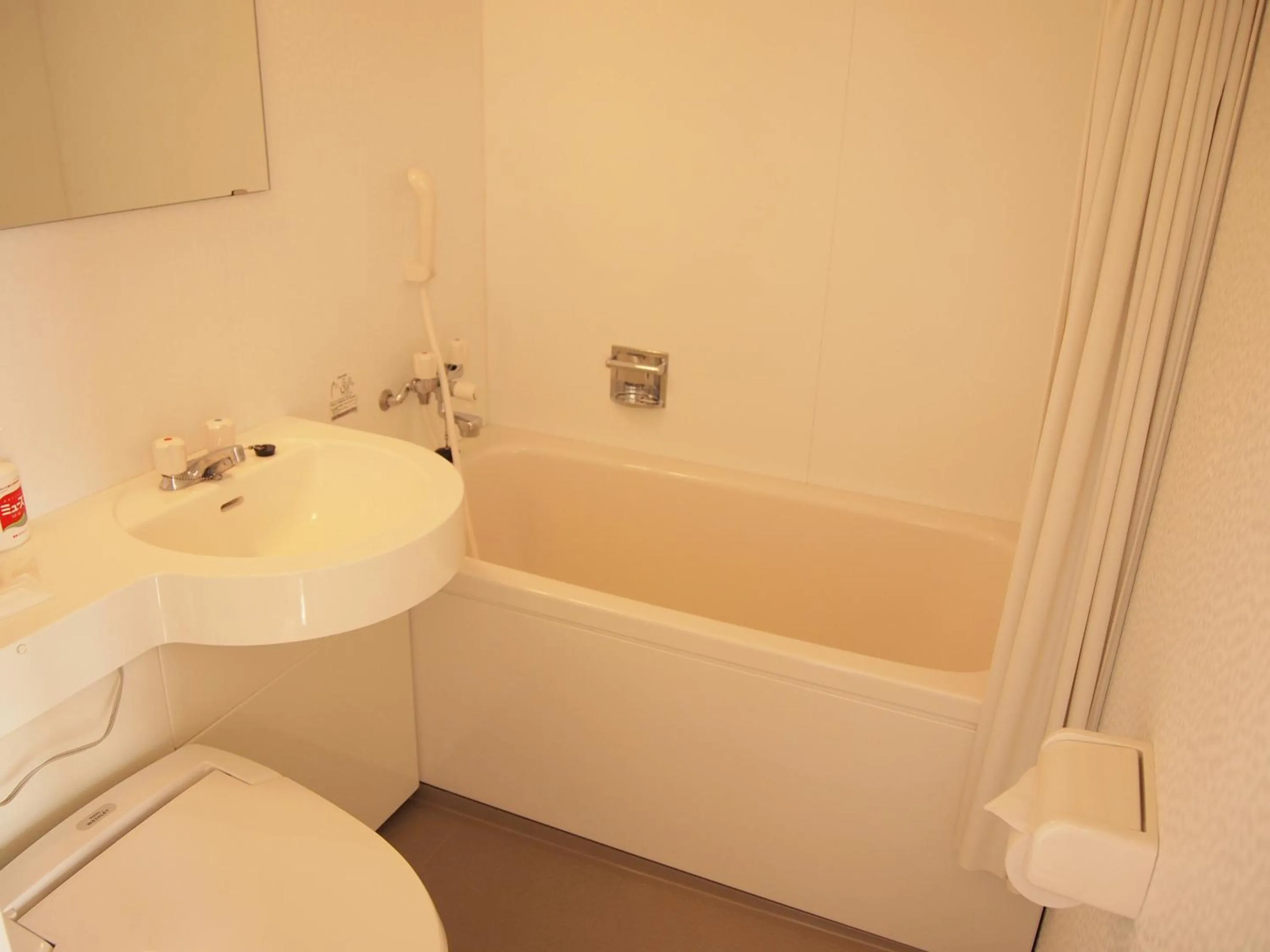 Photo of the whole room in Hotel Innoshima