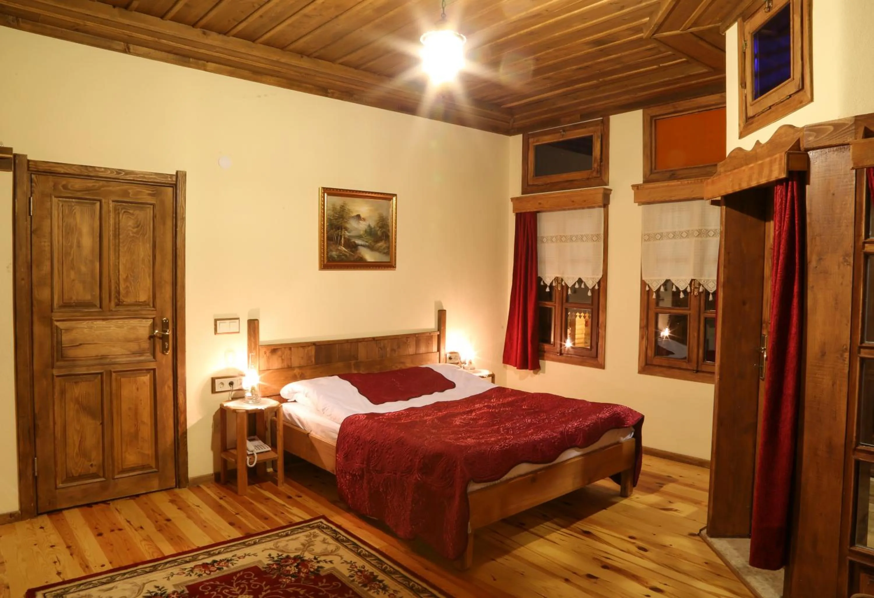 Bed in Kaf Dagi Konak Hotel