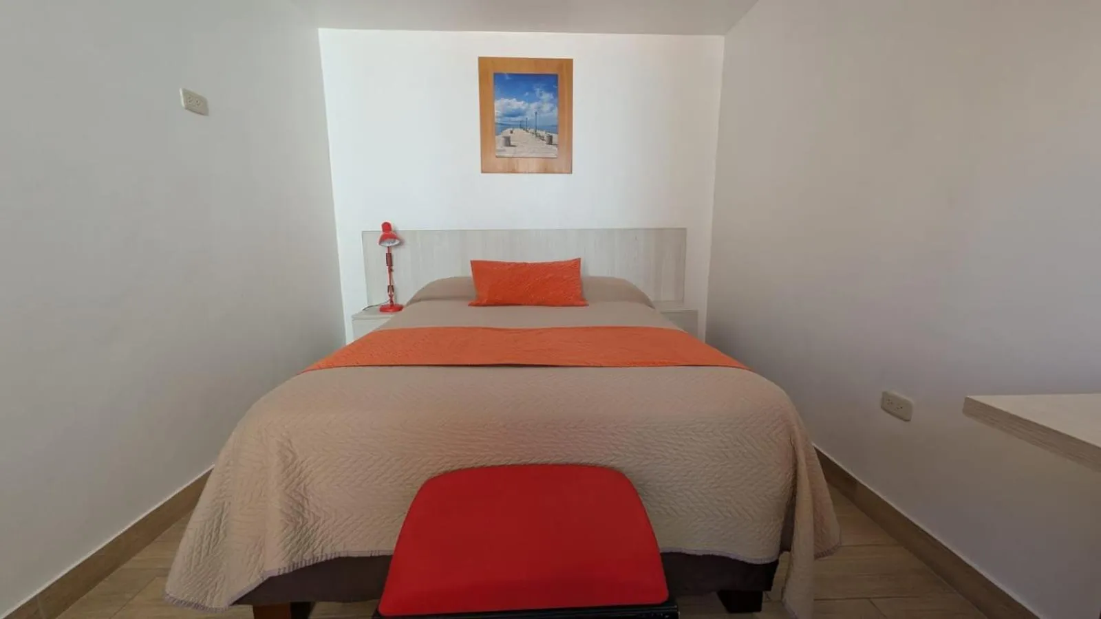 Bedroom, Bed in Hotel Mediterraneo Quito