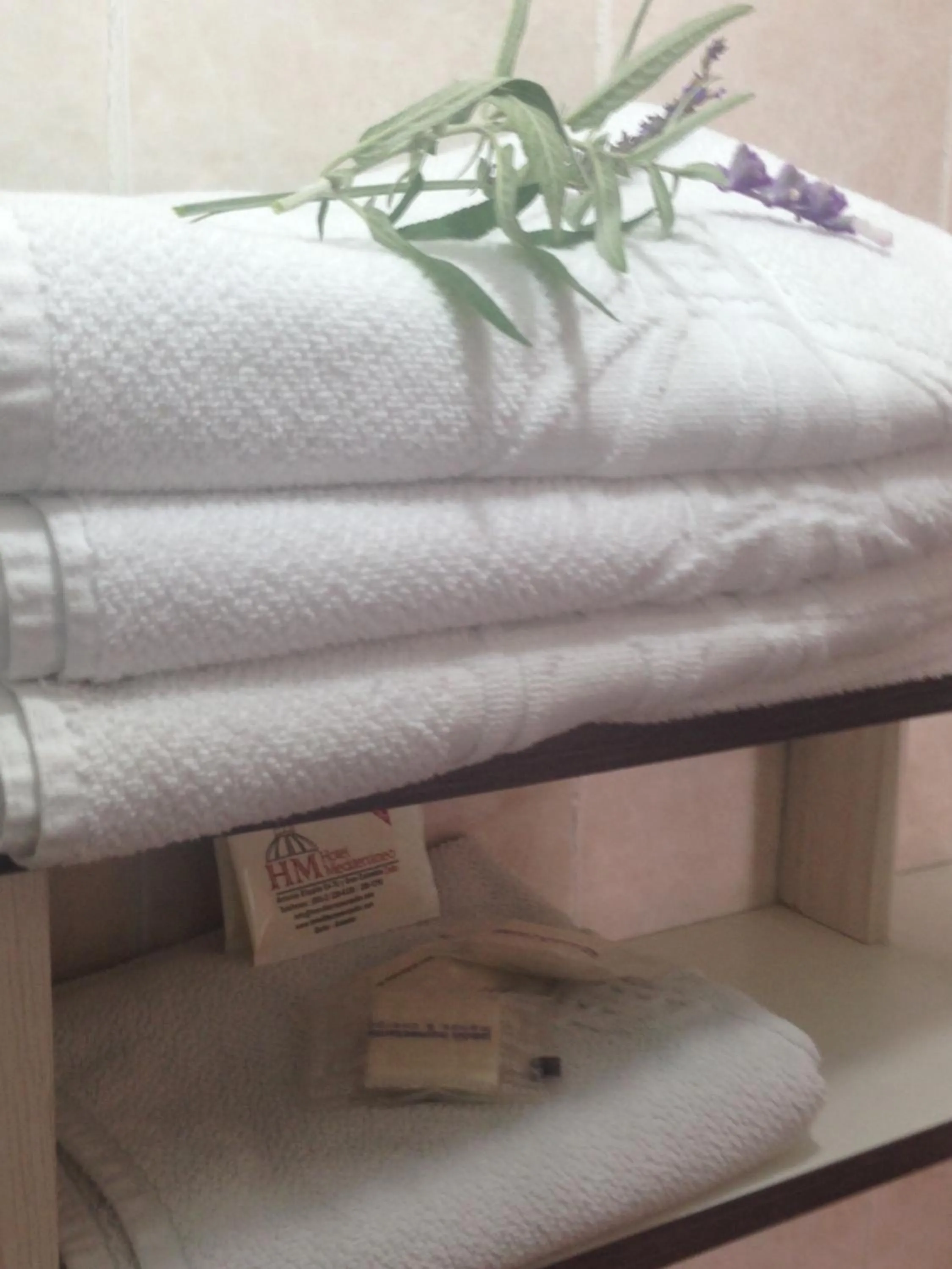 Bed in Hotel Mediterraneo Quito