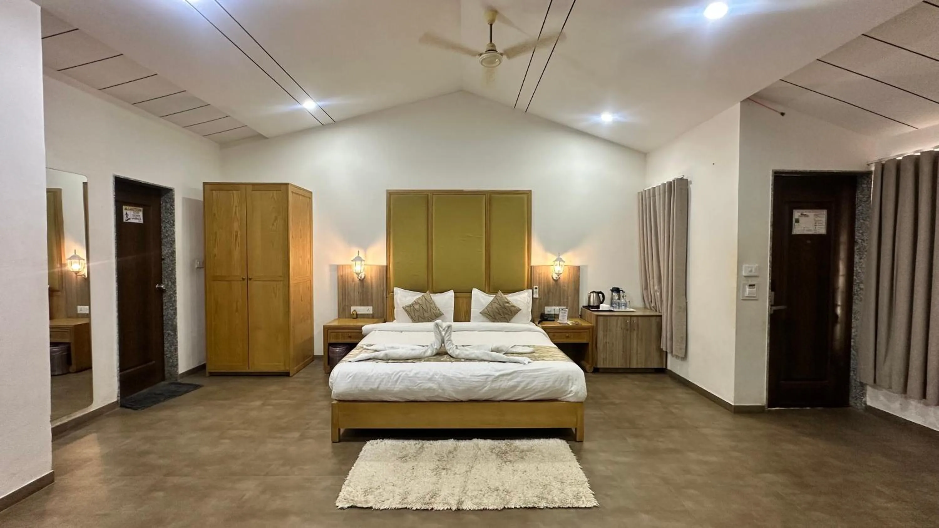 Bed in Lion Park Hotel & Resorts