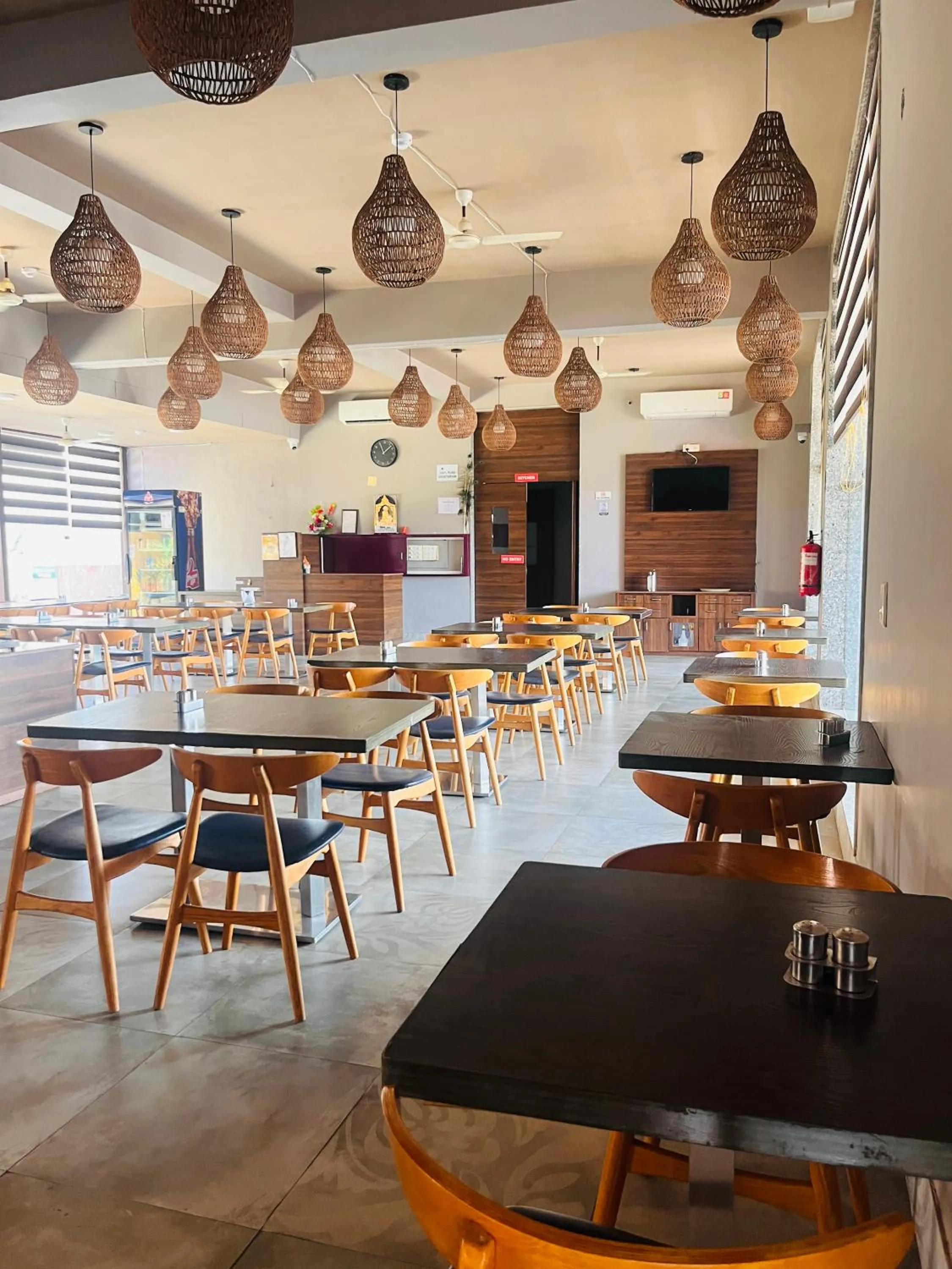 Breakfast in Lion Park Hotel & Resorts