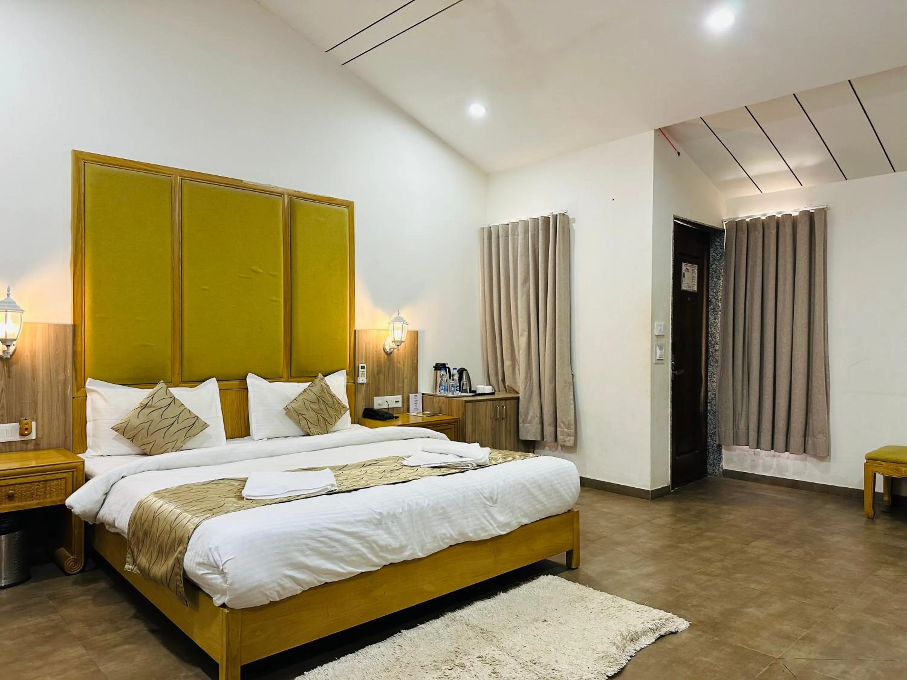 Bedroom, Bed in Lion Park Hotel & Resorts