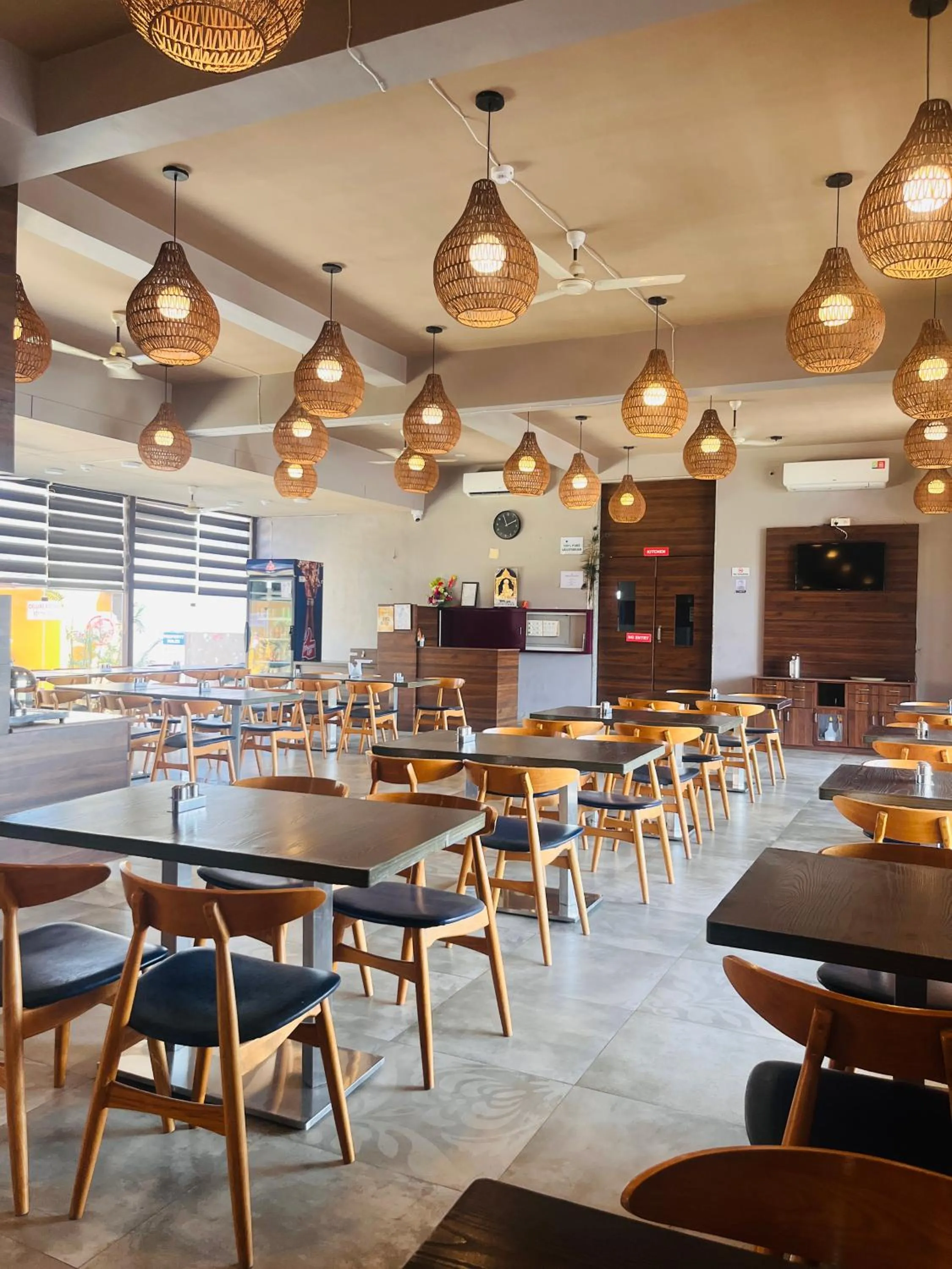 Breakfast in Lion Park Hotel & Resorts