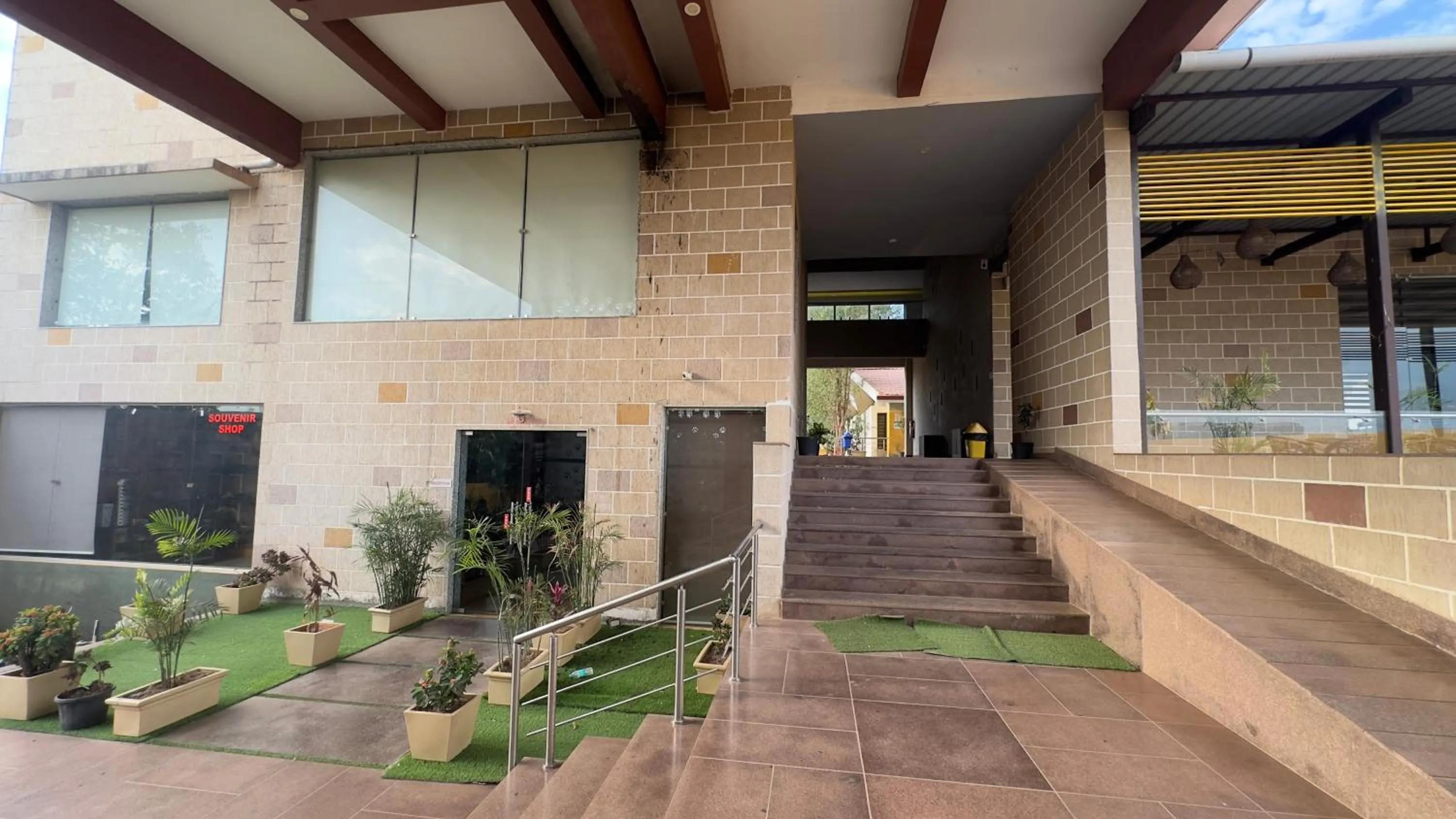 Facade/entrance in Lion Park Hotel & Resorts