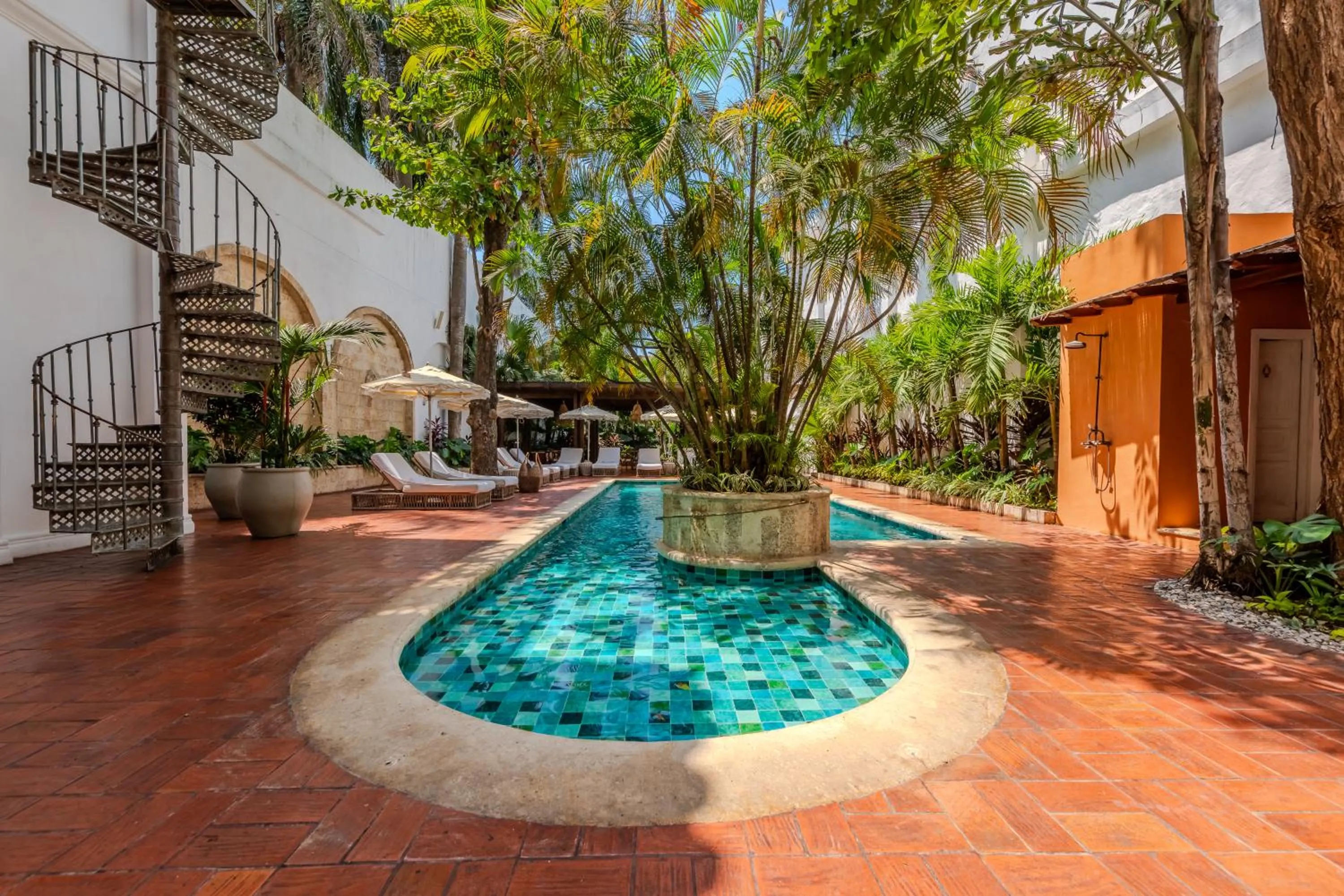 Swimming pool in Casa Pestagua Relais Châteaux