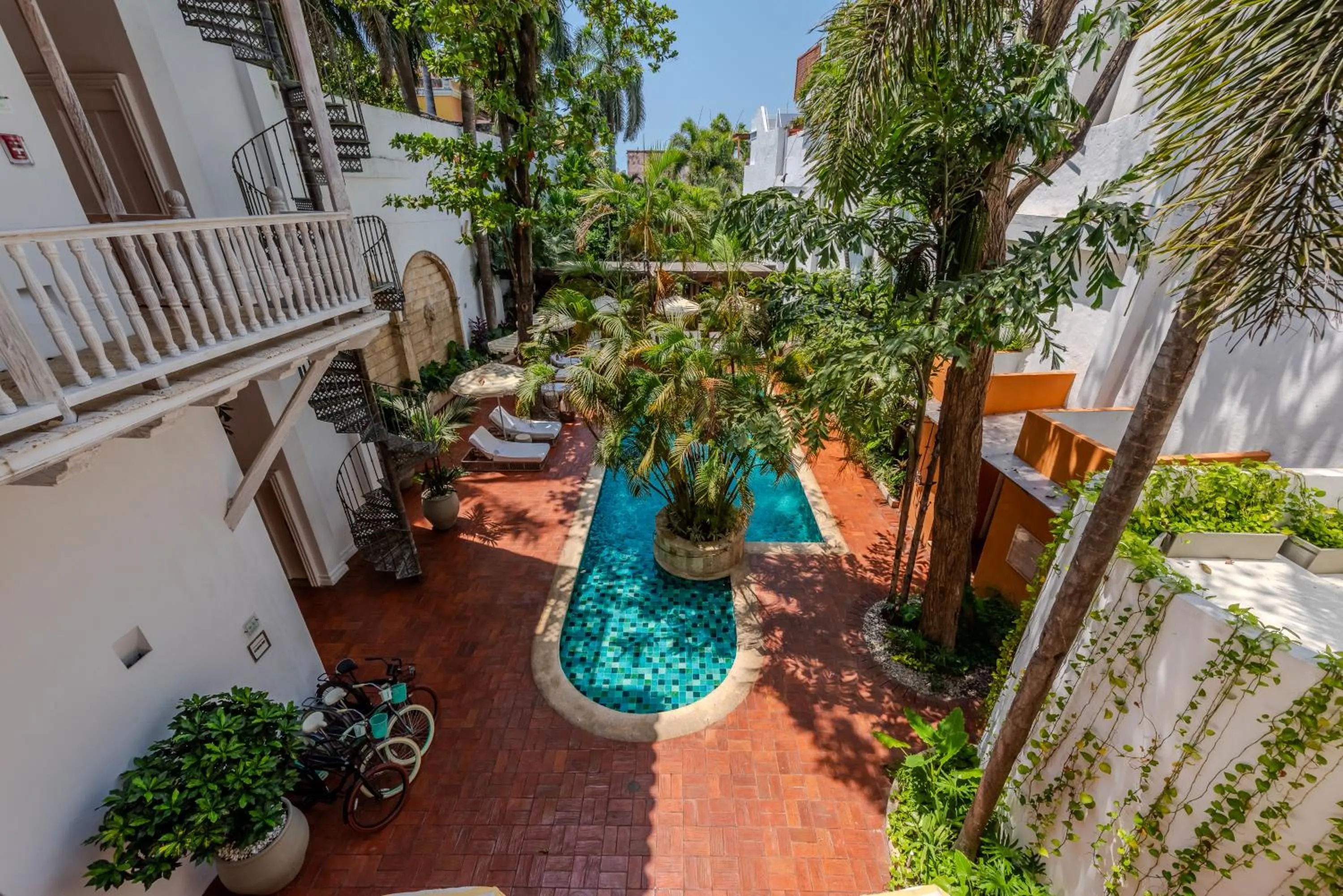 Swimming pool in Casa Pestagua Relais Châteaux