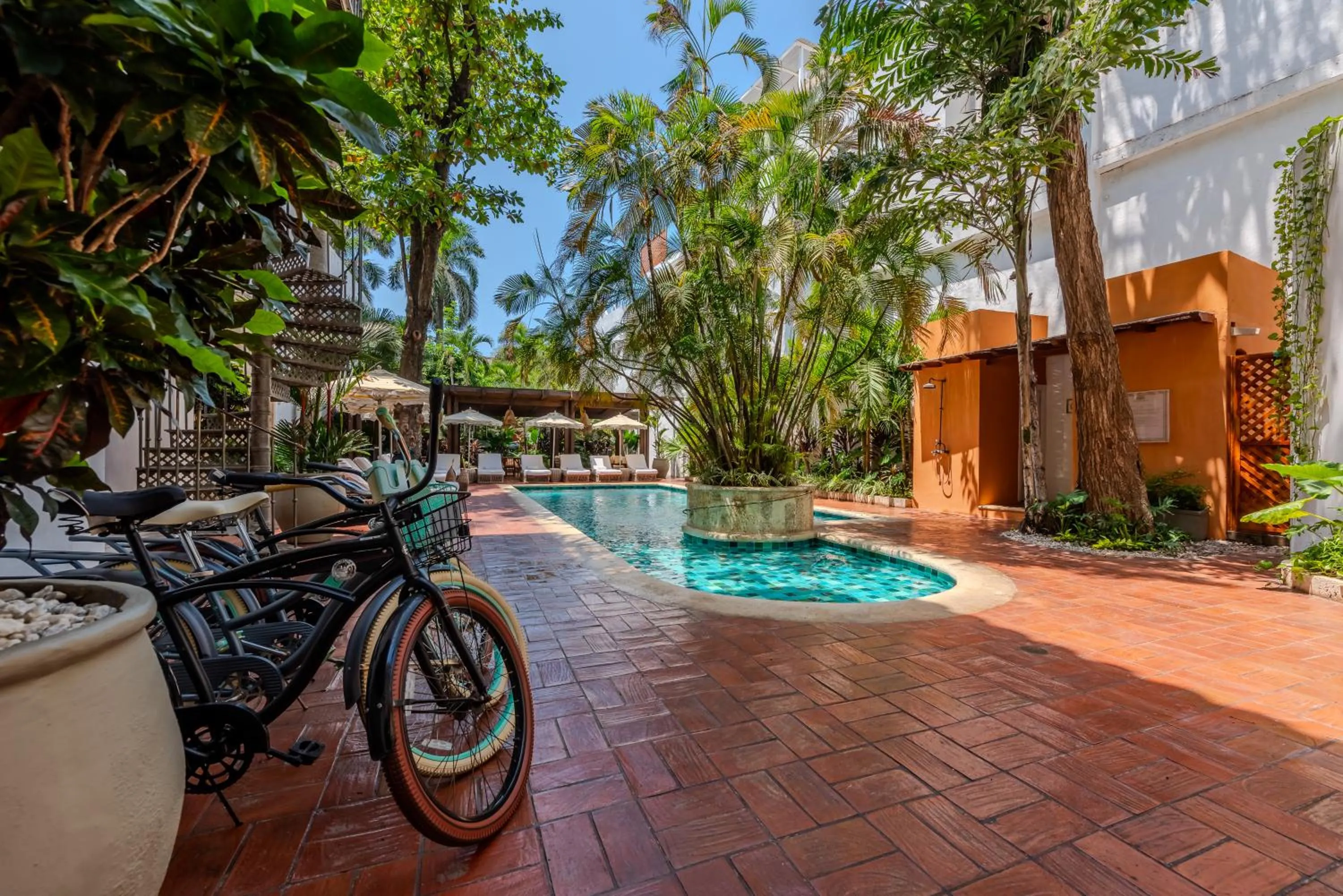 Swimming pool in Casa Pestagua Relais Châteaux