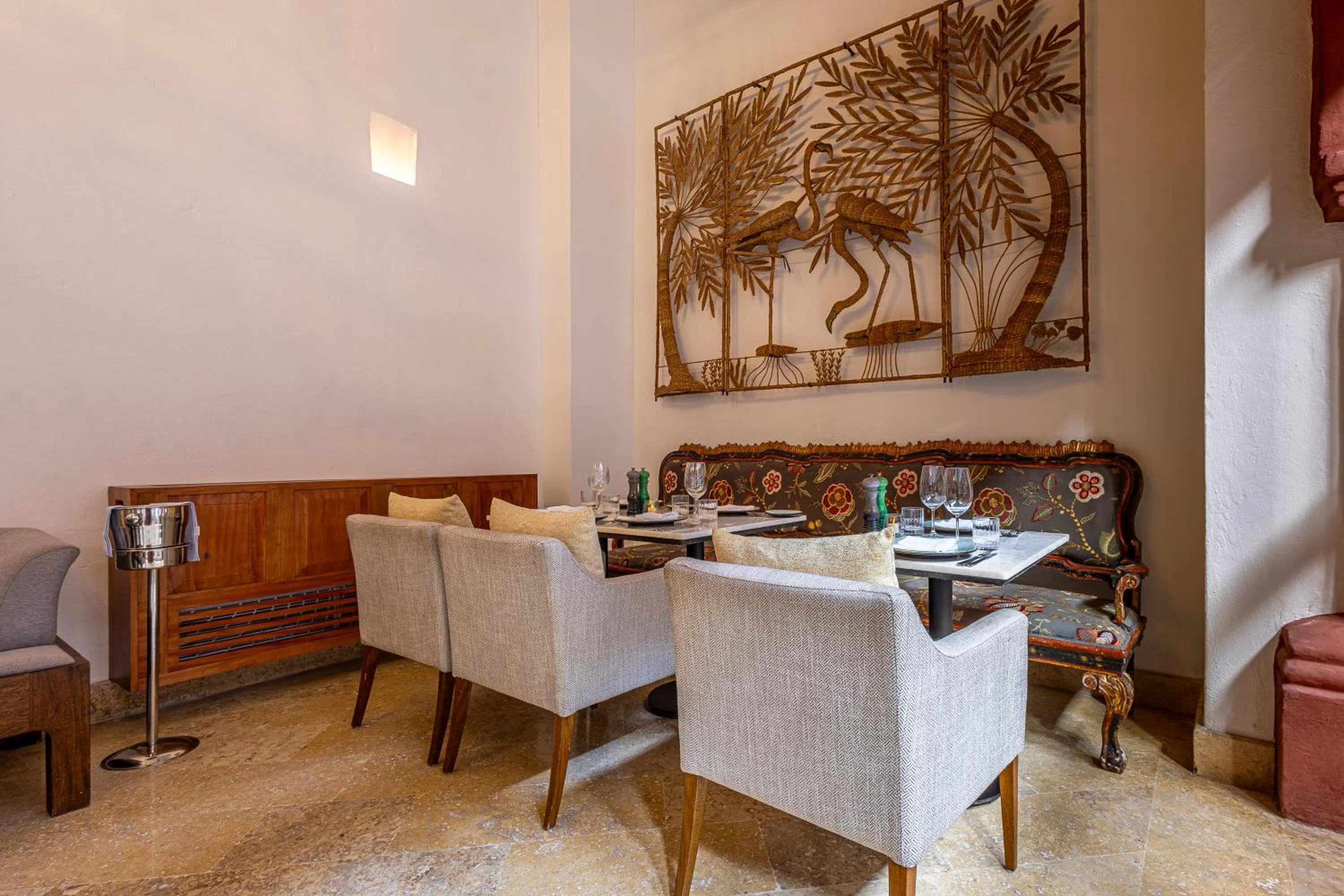 Restaurant/places to eat in Casa Pestagua Relais Châteaux