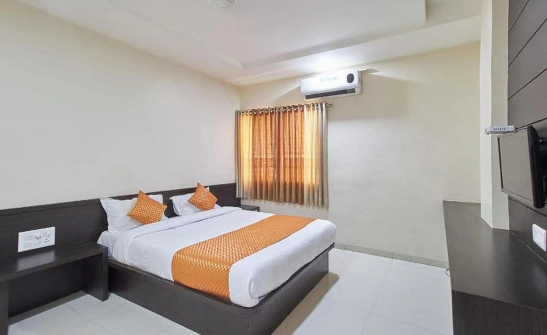 Bedroom in Hotel Shanti Kamal