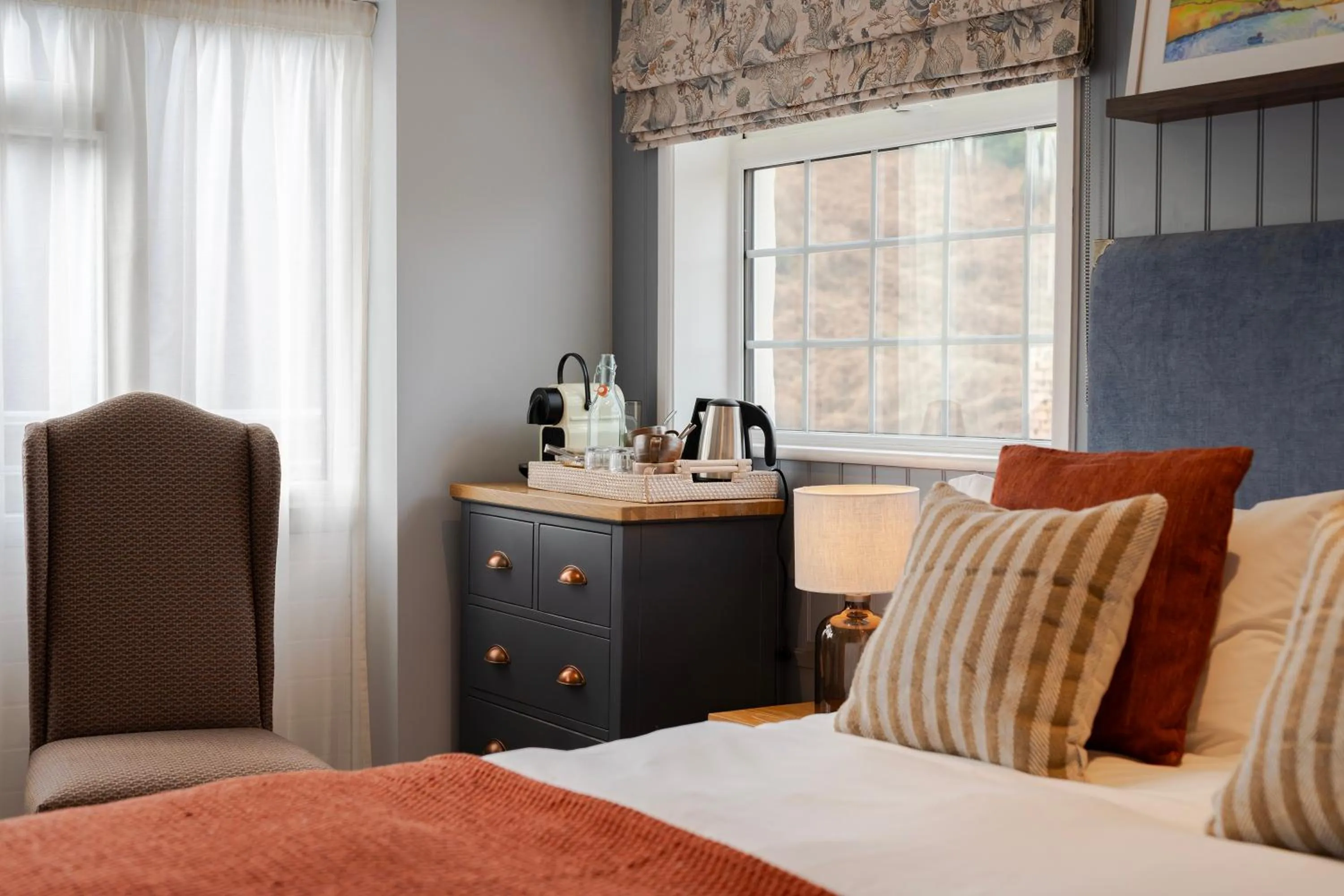 Bed in Port Gaverne Hotel