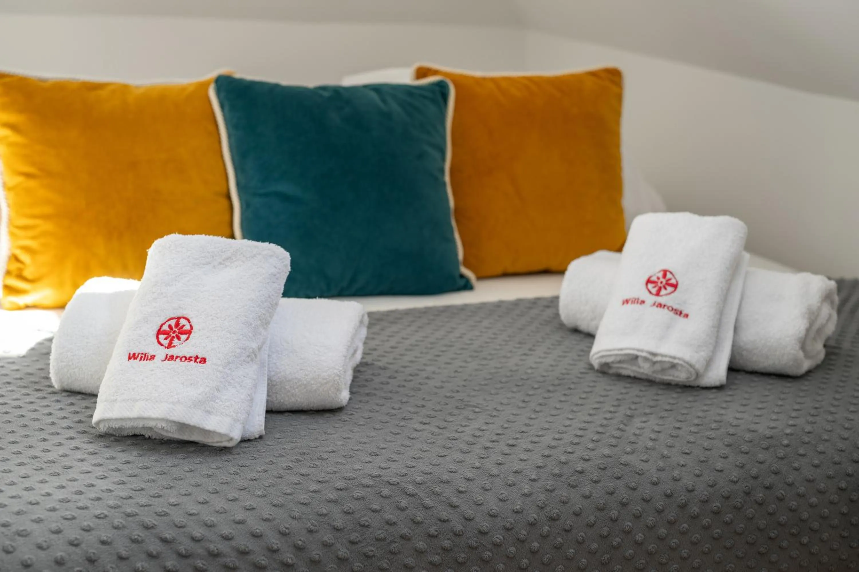 Bed in WILLA JAROSTA & SPA, AC -free parking