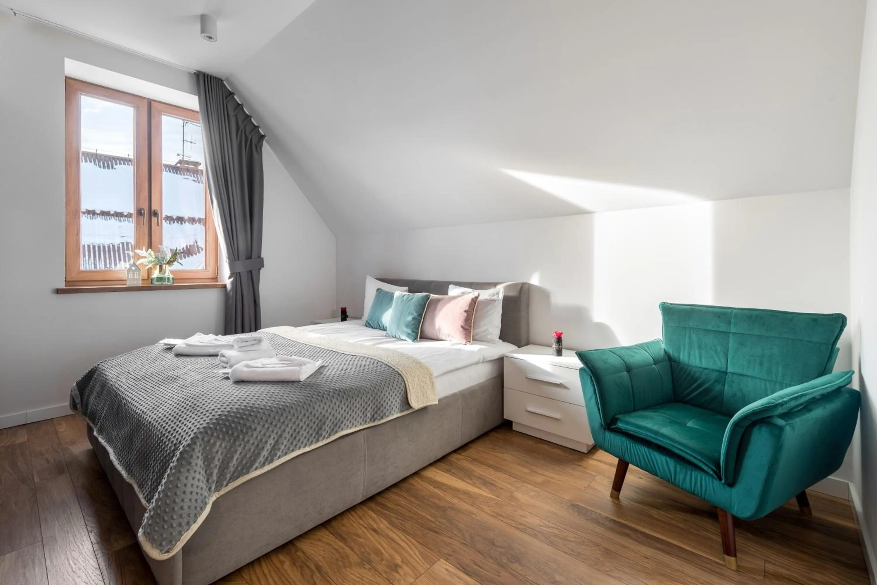 Bed in WILLA JAROSTA & SPA, AC -free parking