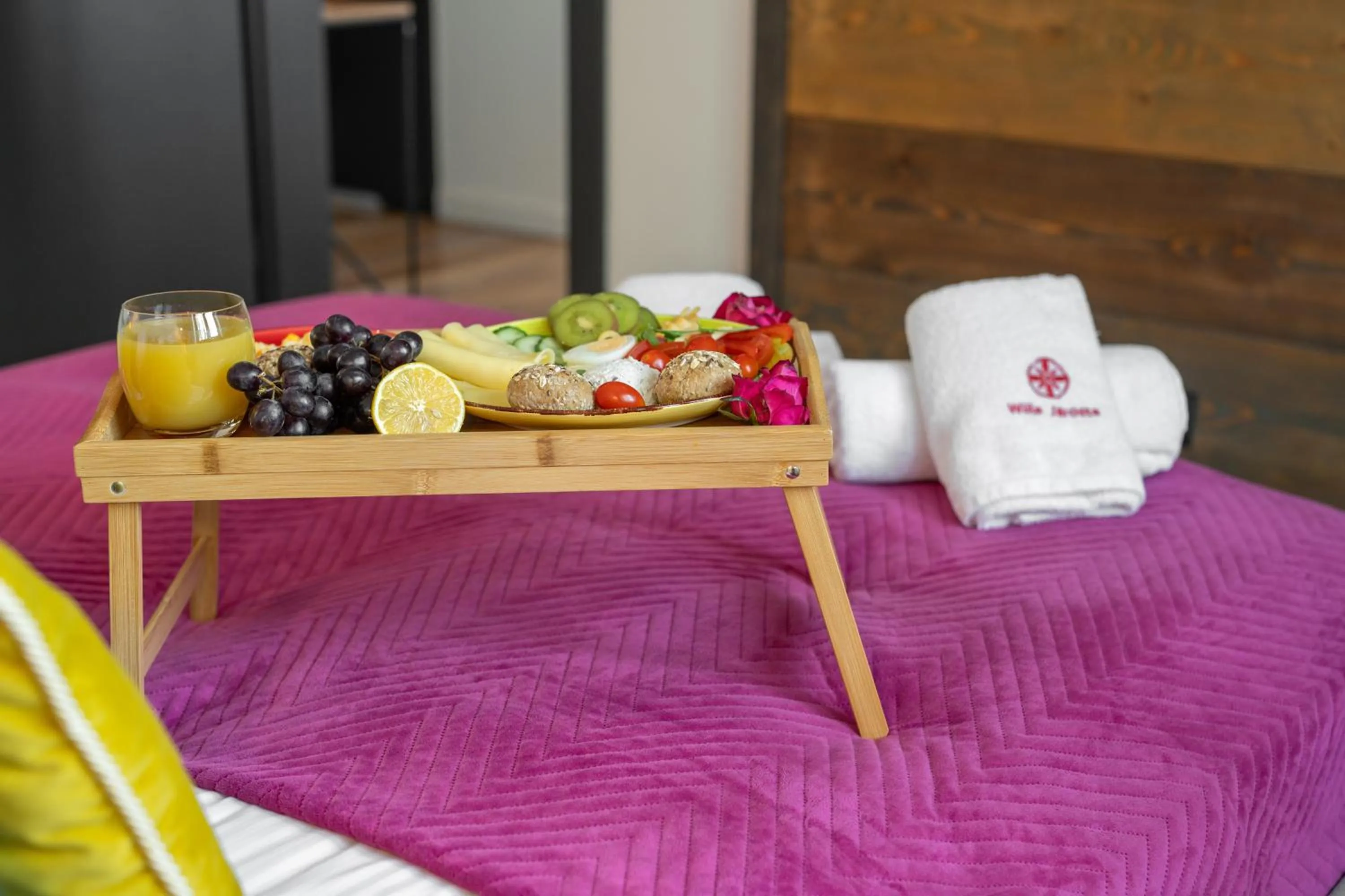 Bed in WILLA JAROSTA & SPA, AC -free parking