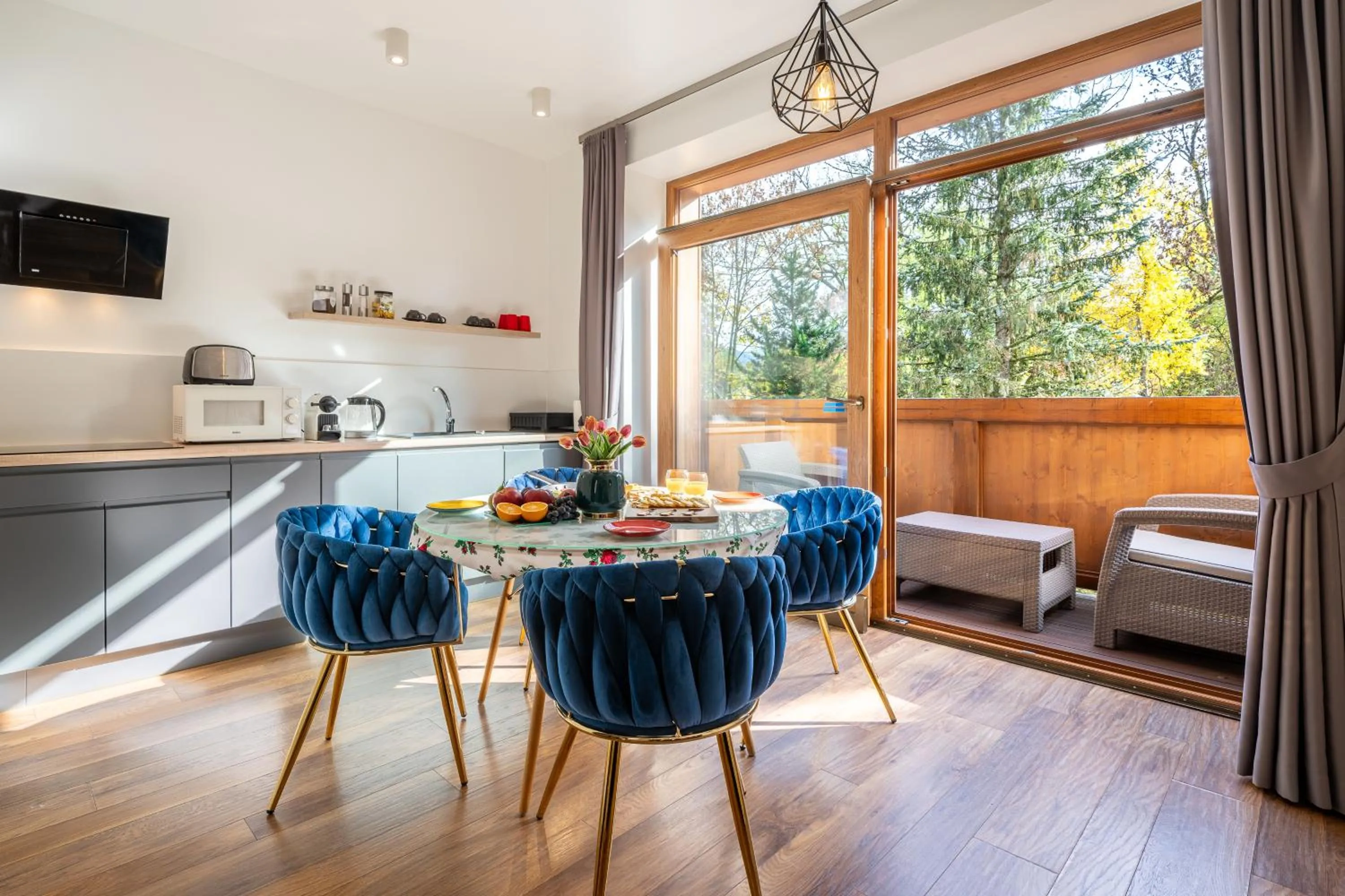 WILLA JAROSTA & SPA, AC -free parking