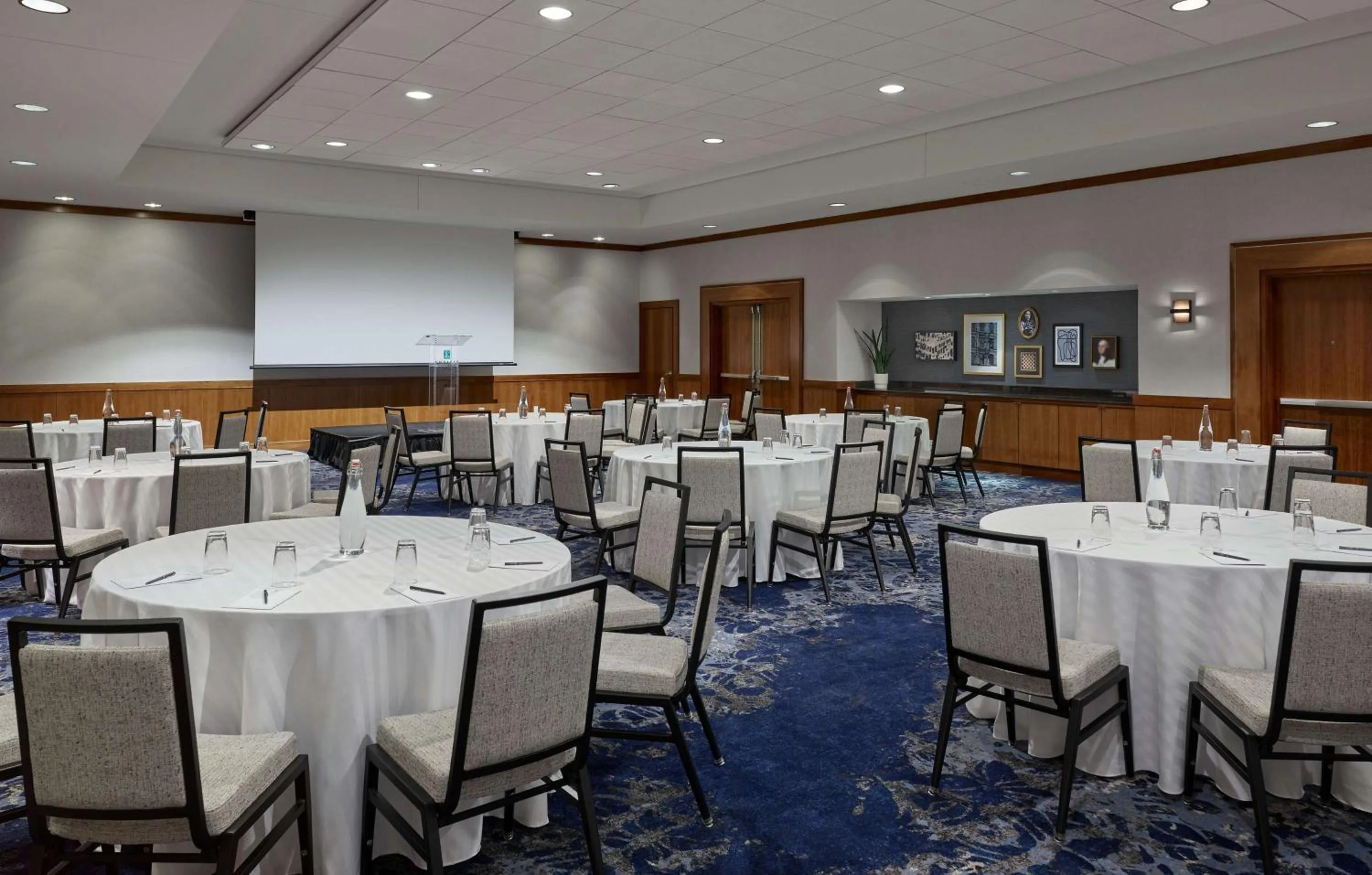 Meeting/conference room in Embassy Suites by Hilton Washington DC Convention Center