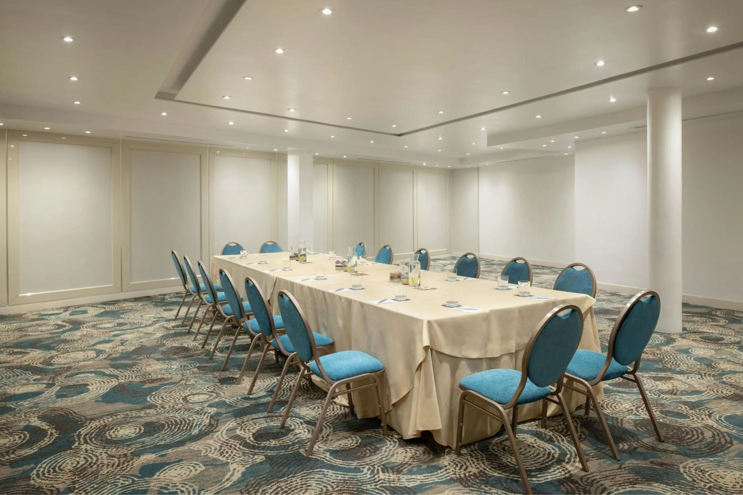 Meeting/conference room in Renaissance Panama City Hotel
