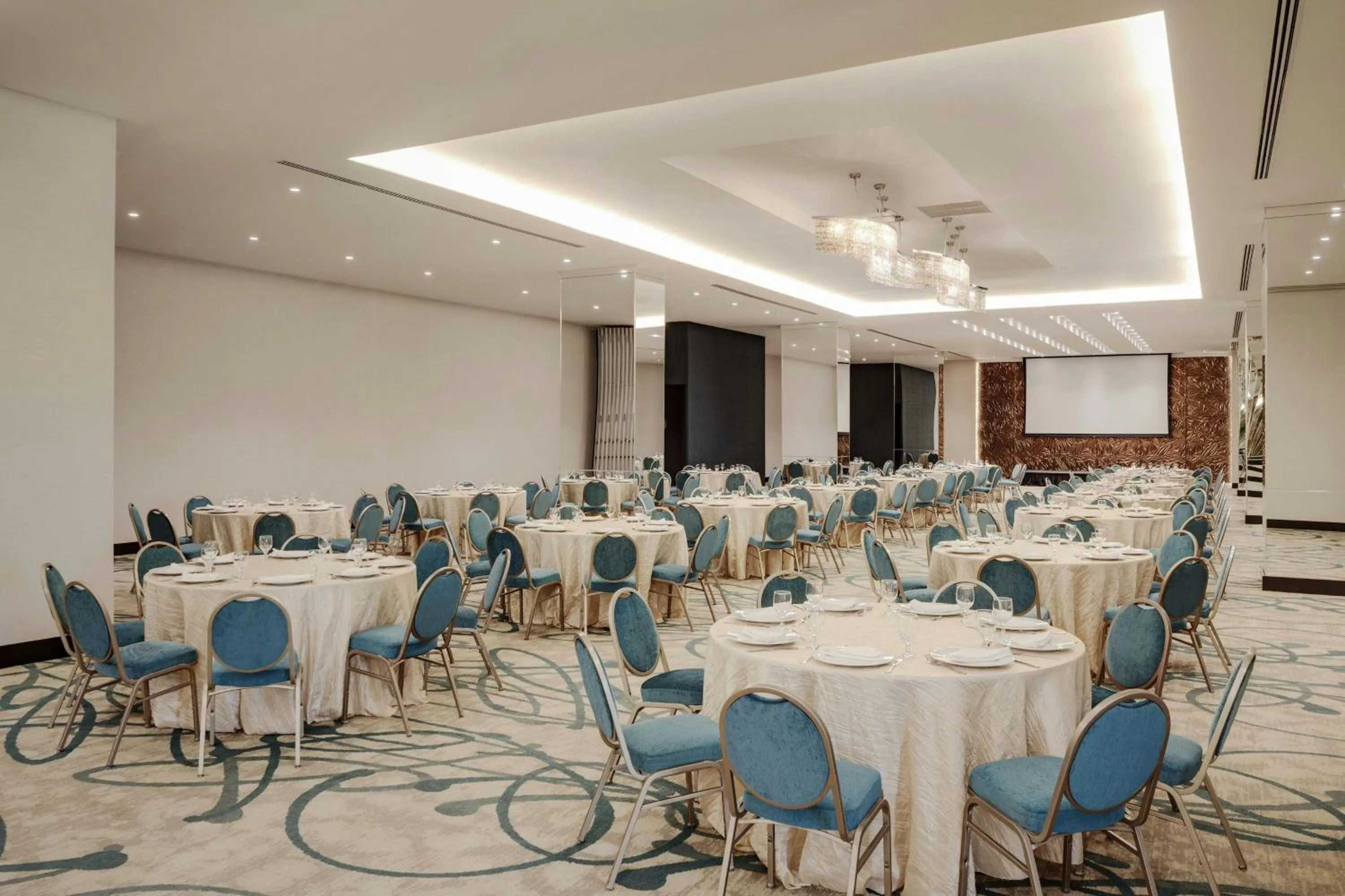 Meeting/conference room in Renaissance Panama City Hotel