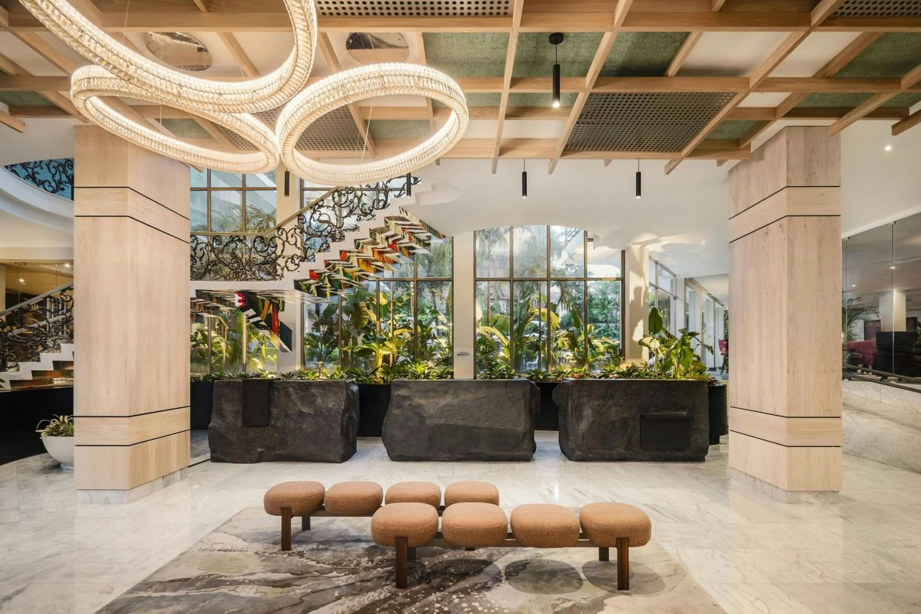 Lobby or reception in Renaissance Panama City Hotel