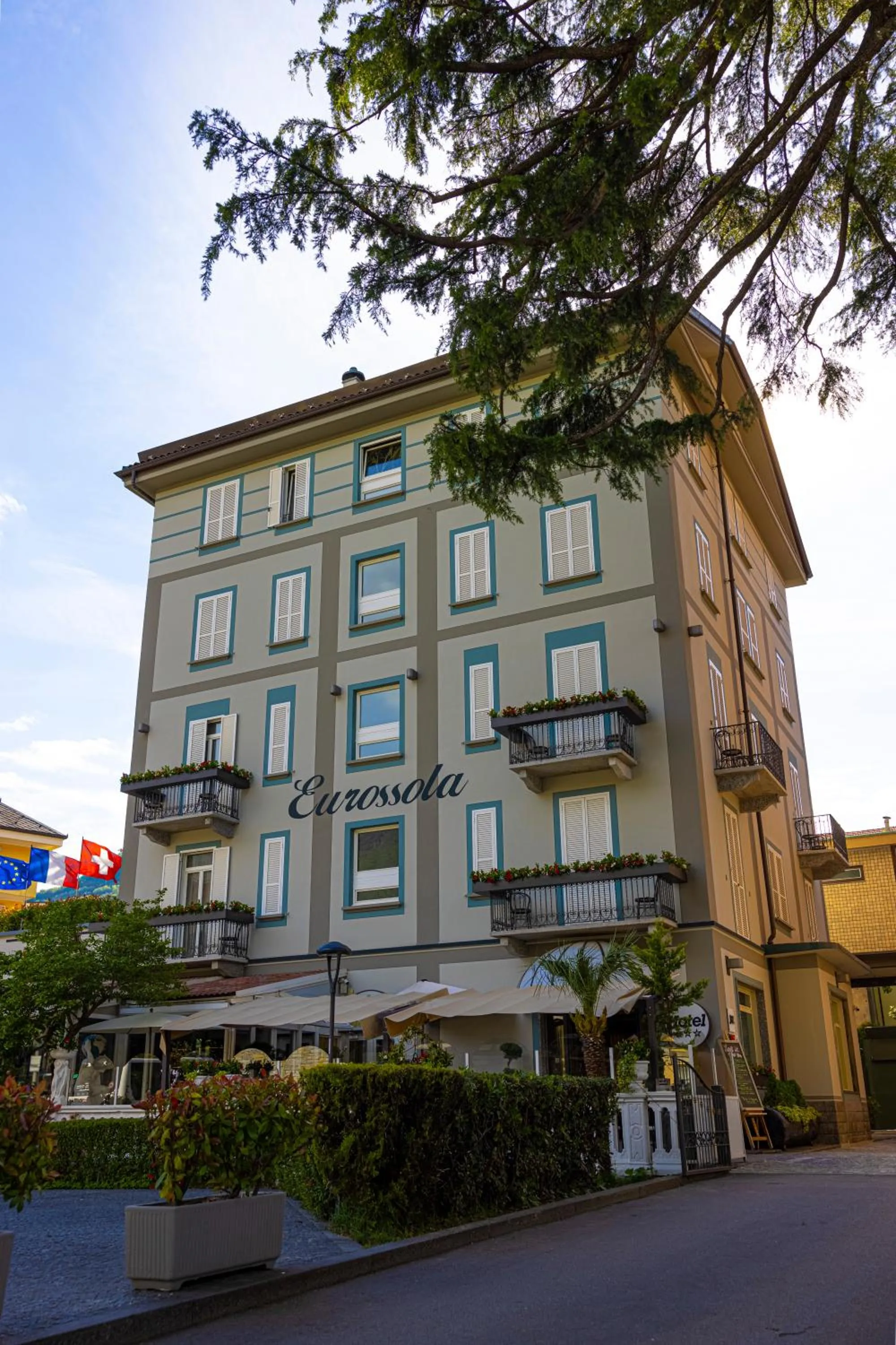 Property building in Hotel Ristorante Eurossola