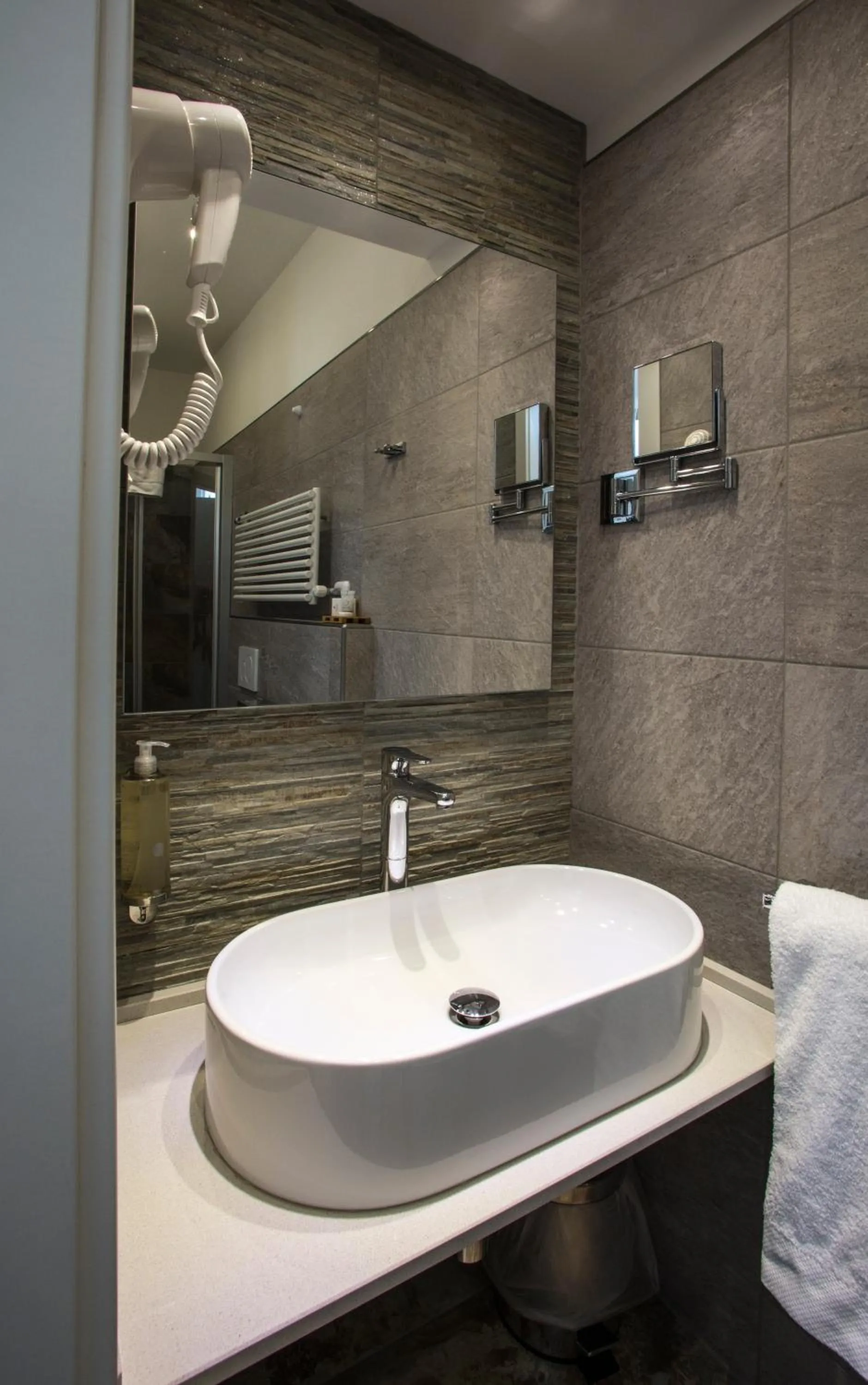 Bathroom in Hotel Ristorante Eurossola