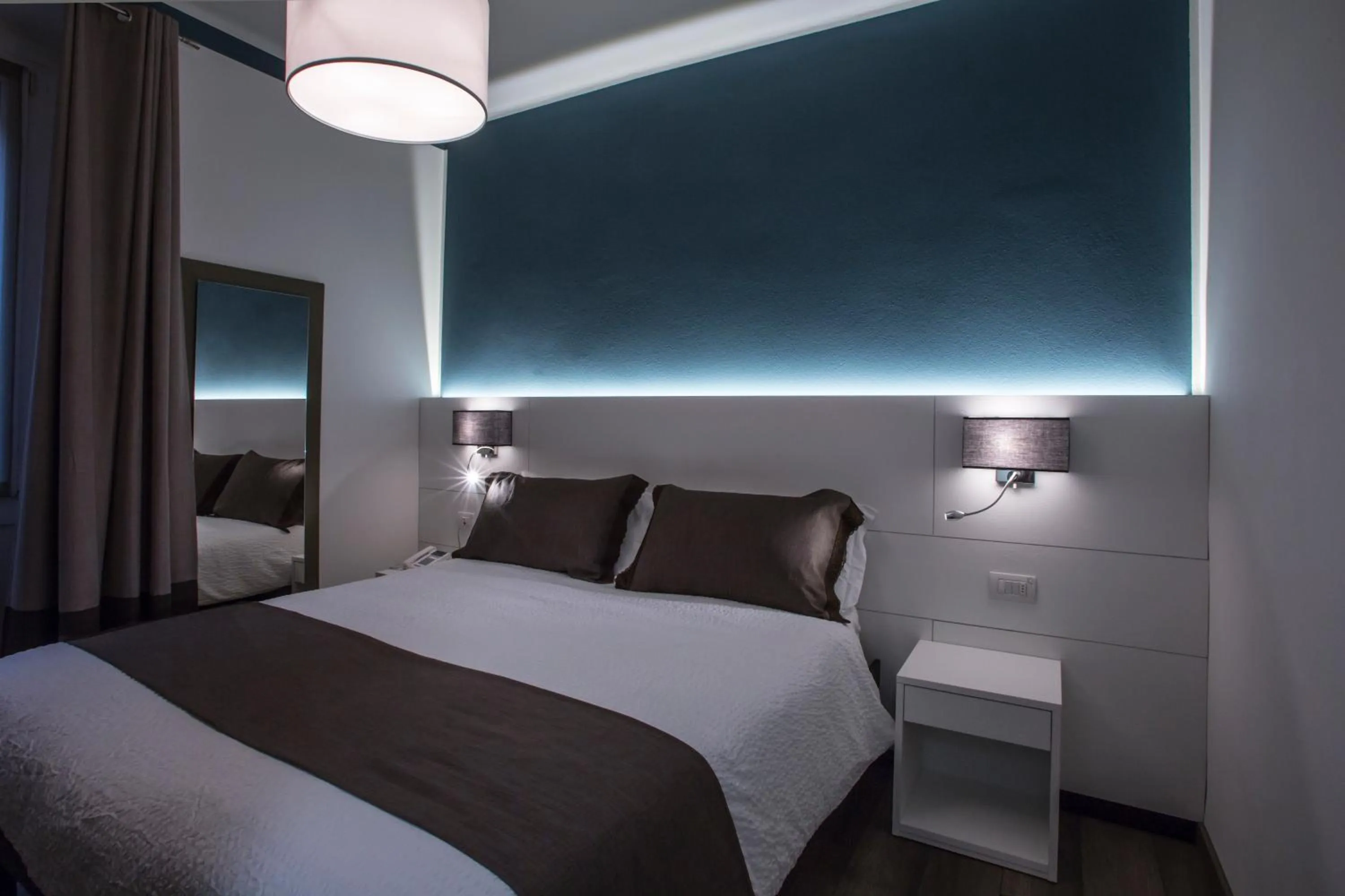 Bed in Hotel Ristorante Eurossola