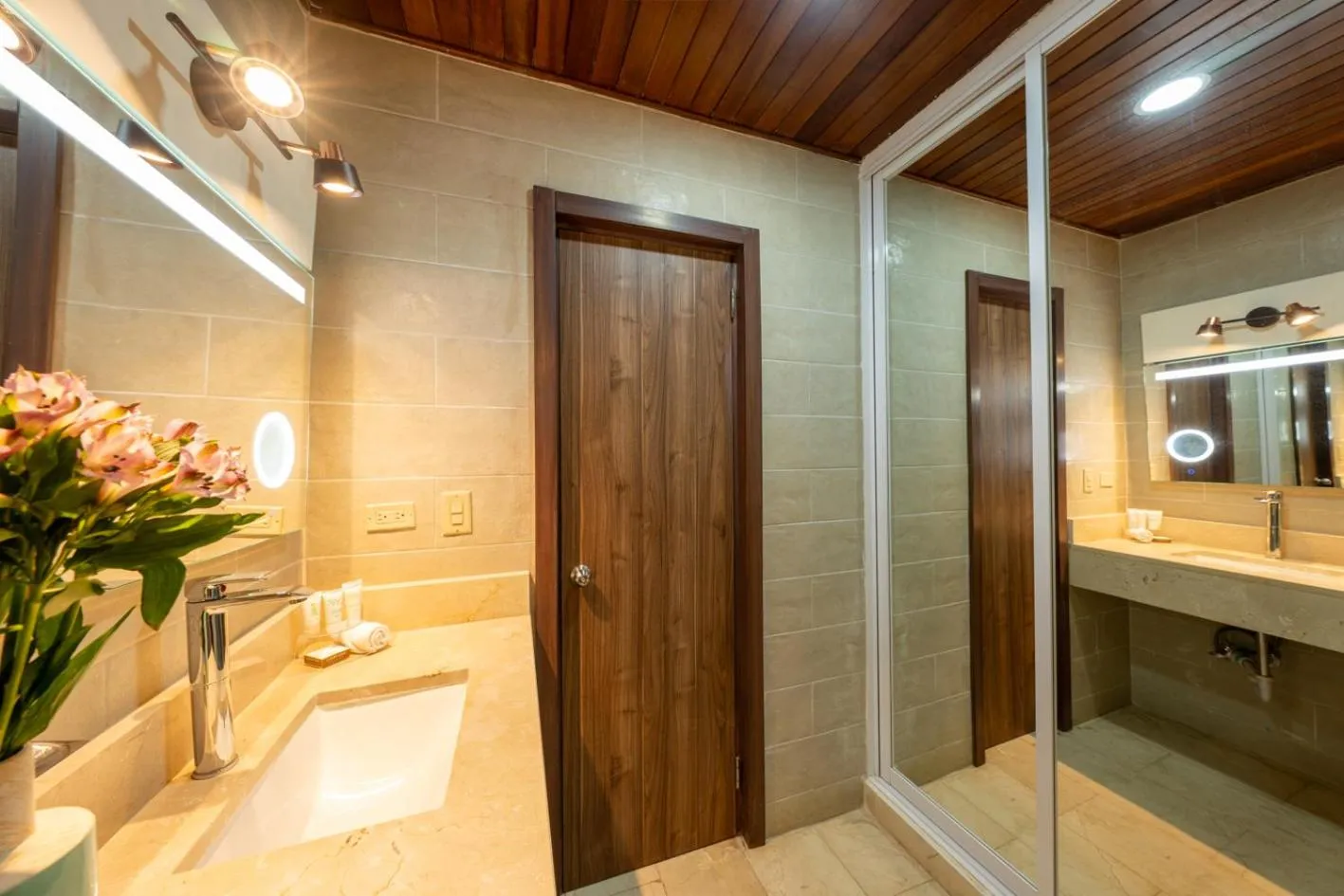 Bathroom in Hotel Faranda Guayacanes, a member of Radisson Individuals