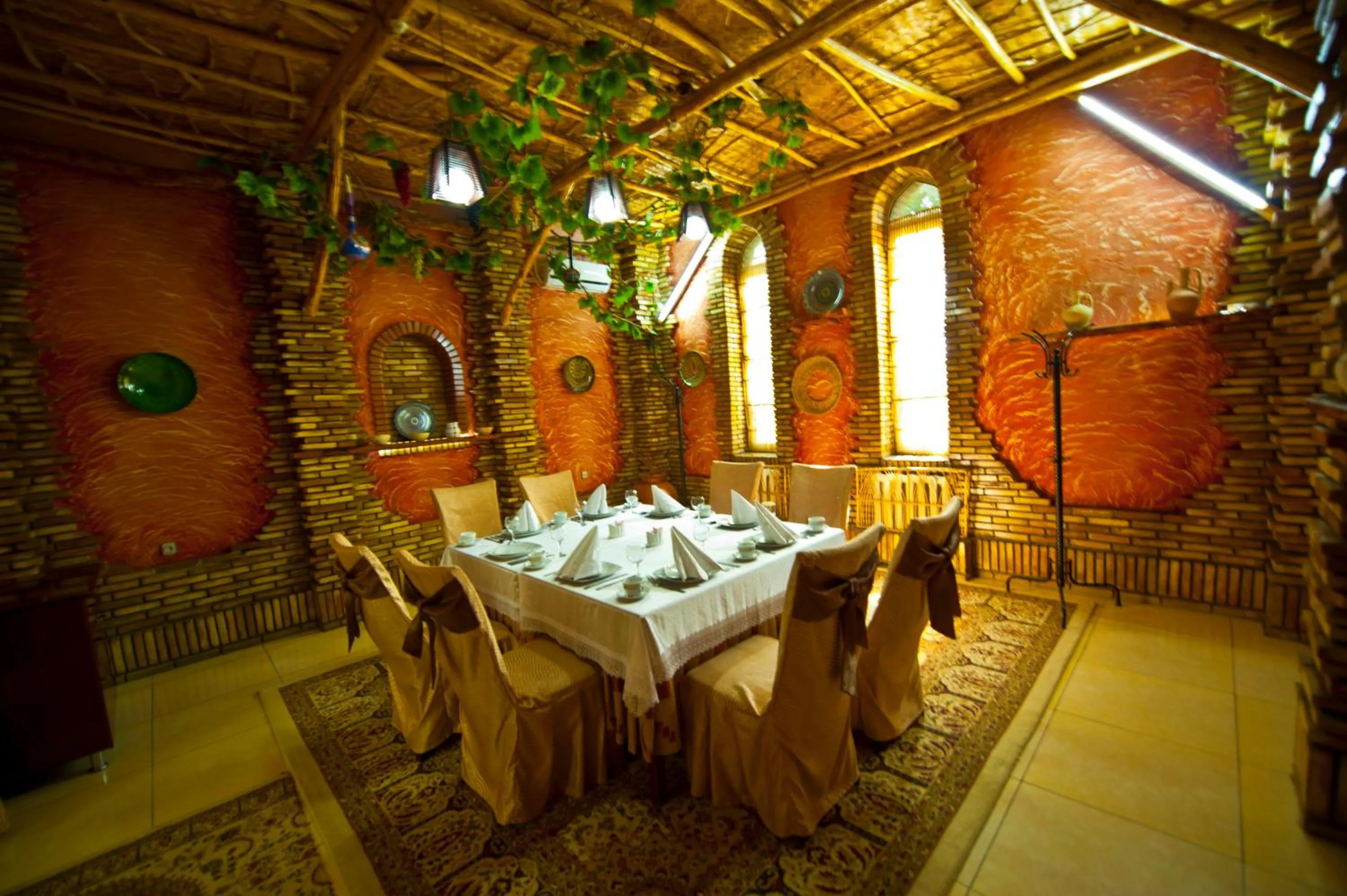 Restaurant/places to eat in Hotel Asia Bukhara