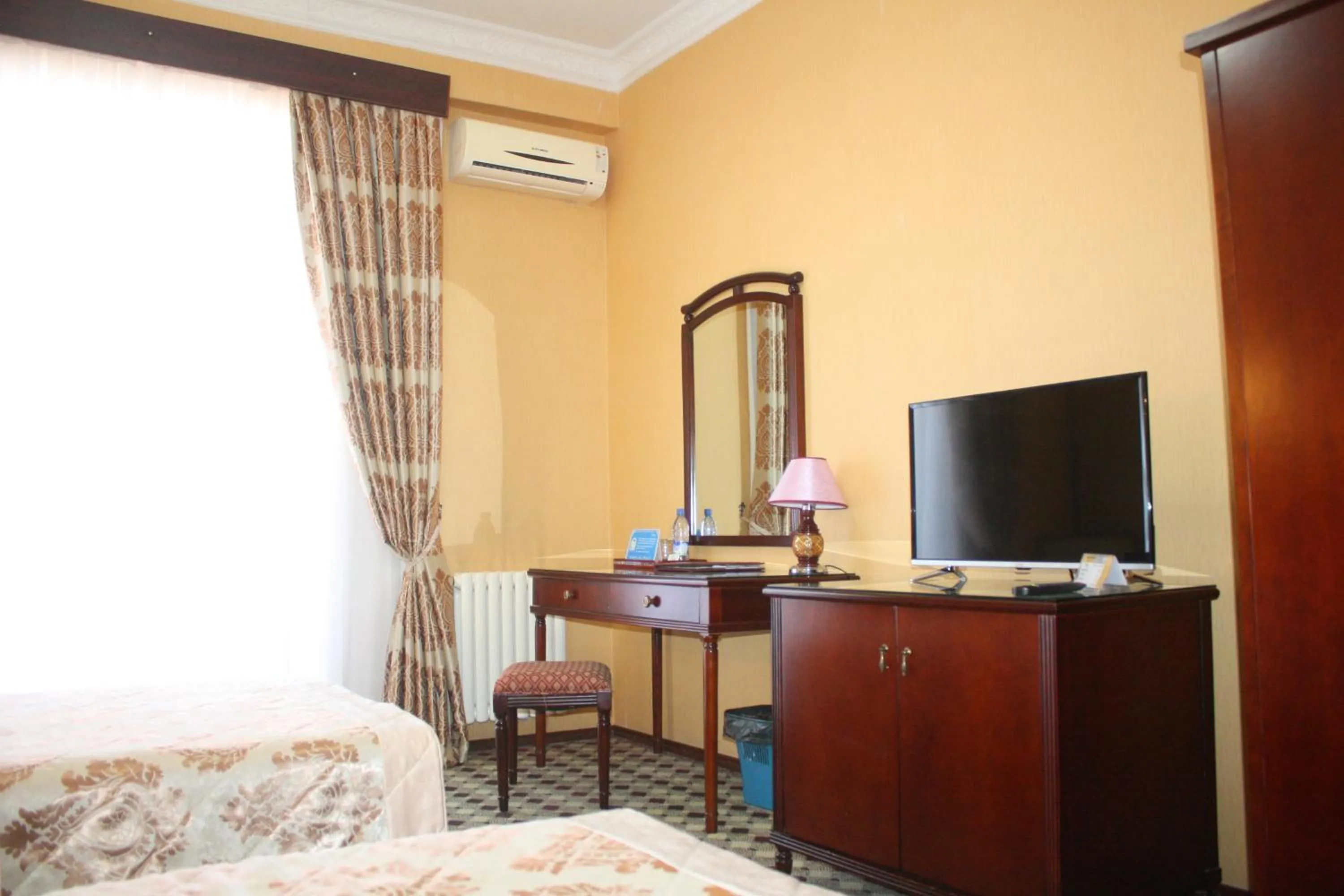 bunk bed, Bed in Hotel Asia Bukhara