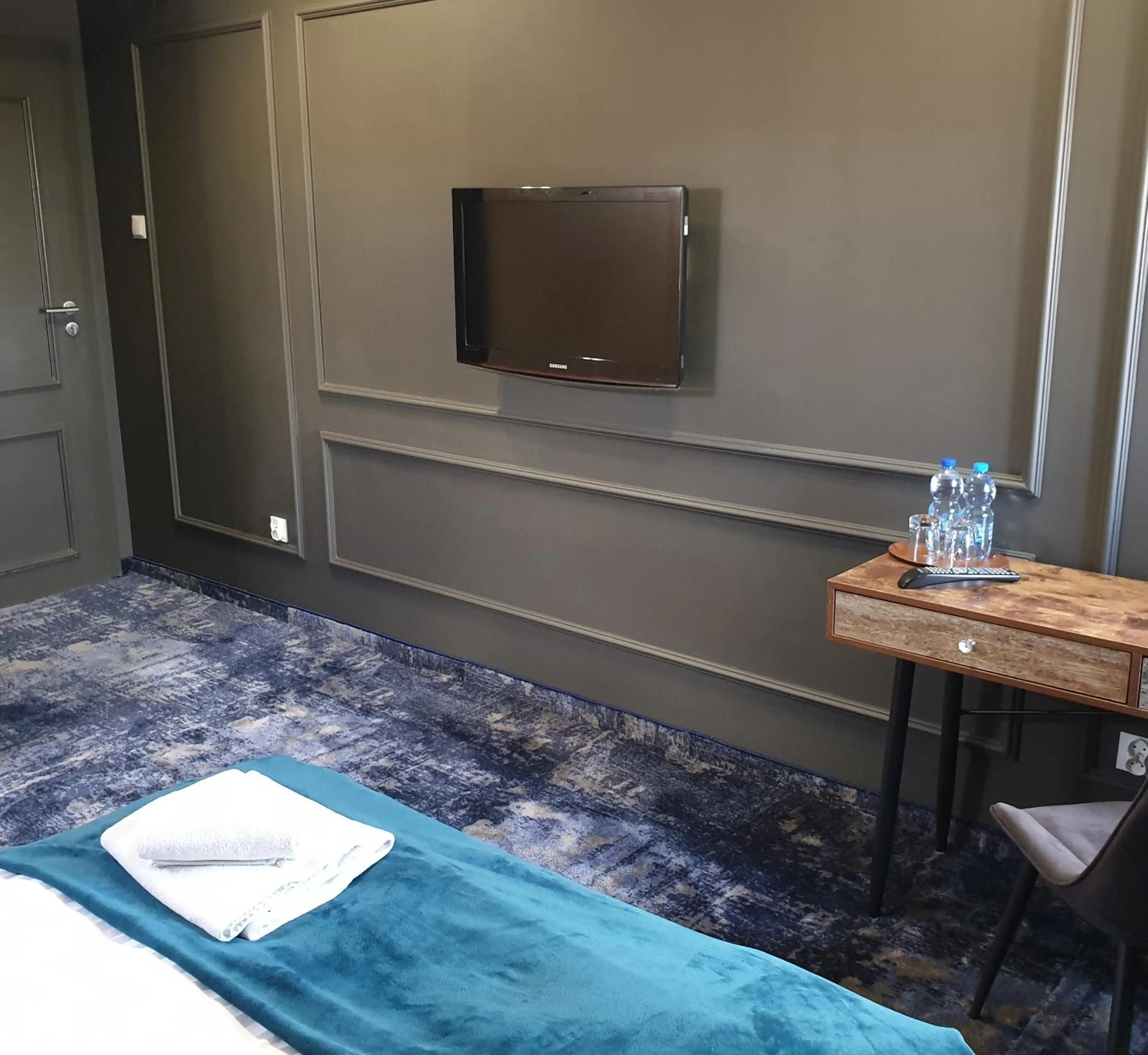 Decorative detail, Bed in Pensjonat Retro