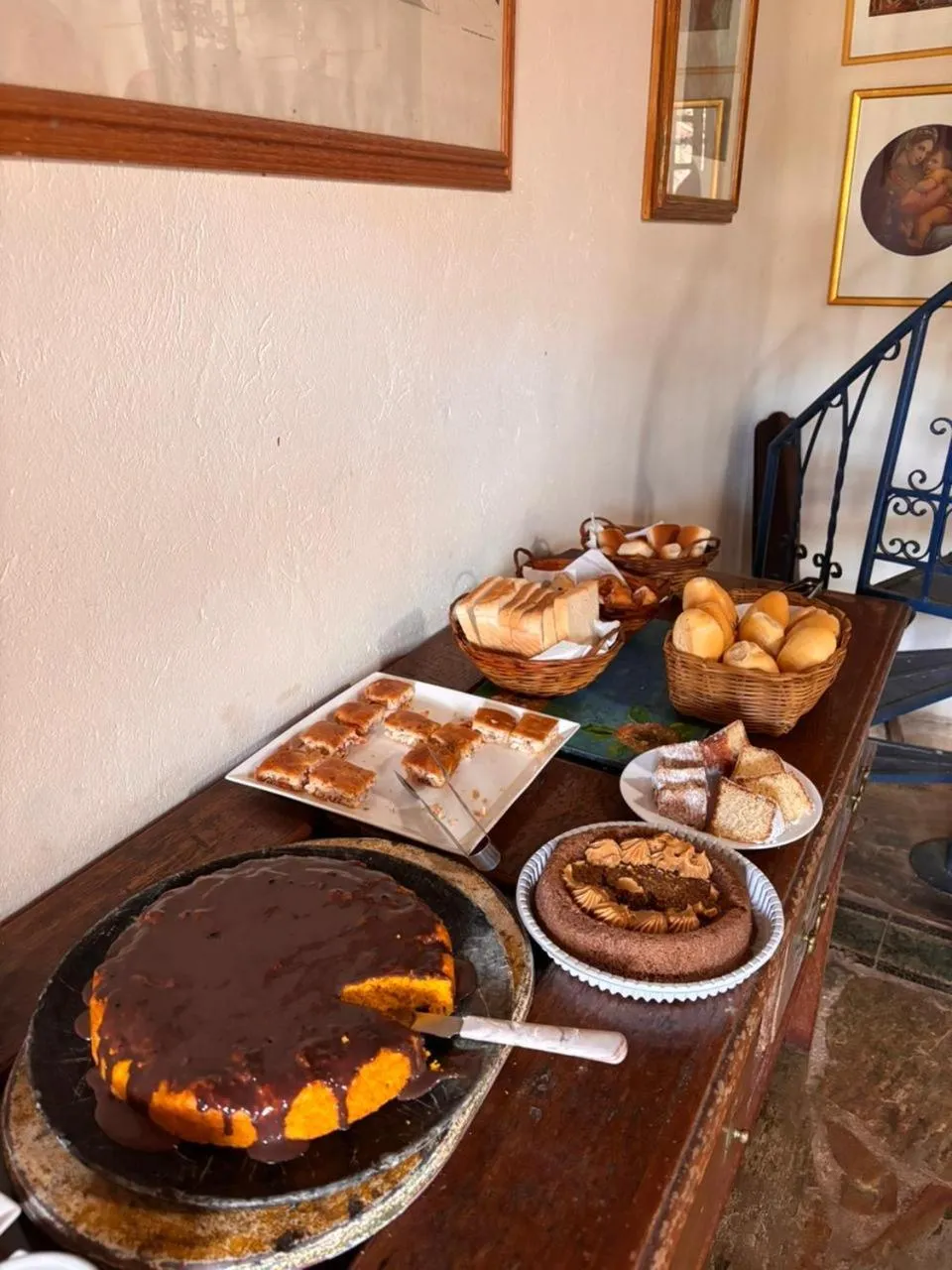 Buffet breakfast in Capricho Asturiano