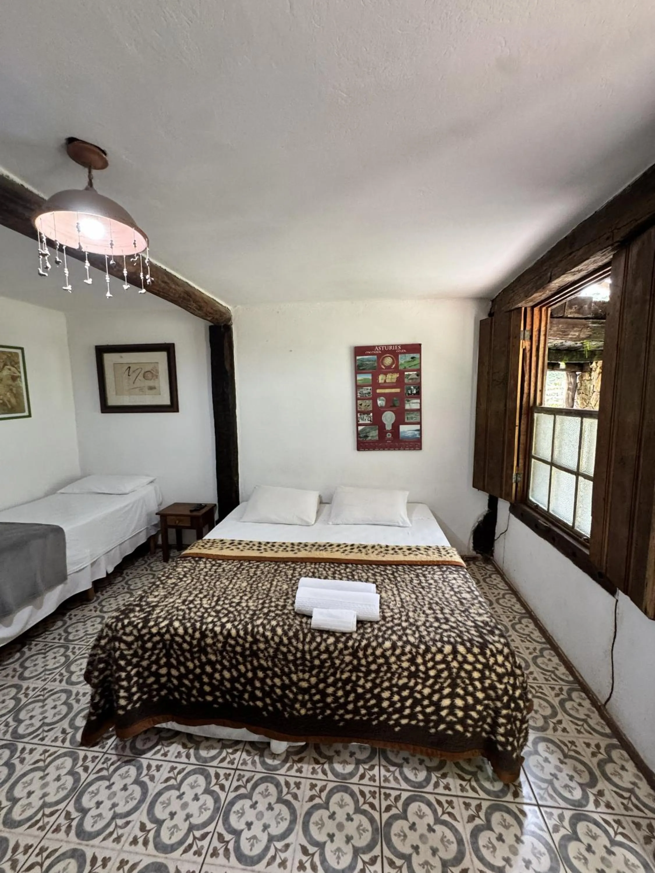 Bedroom, Bed in Capricho Asturiano