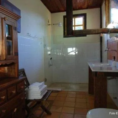 Shower in Capricho Asturiano