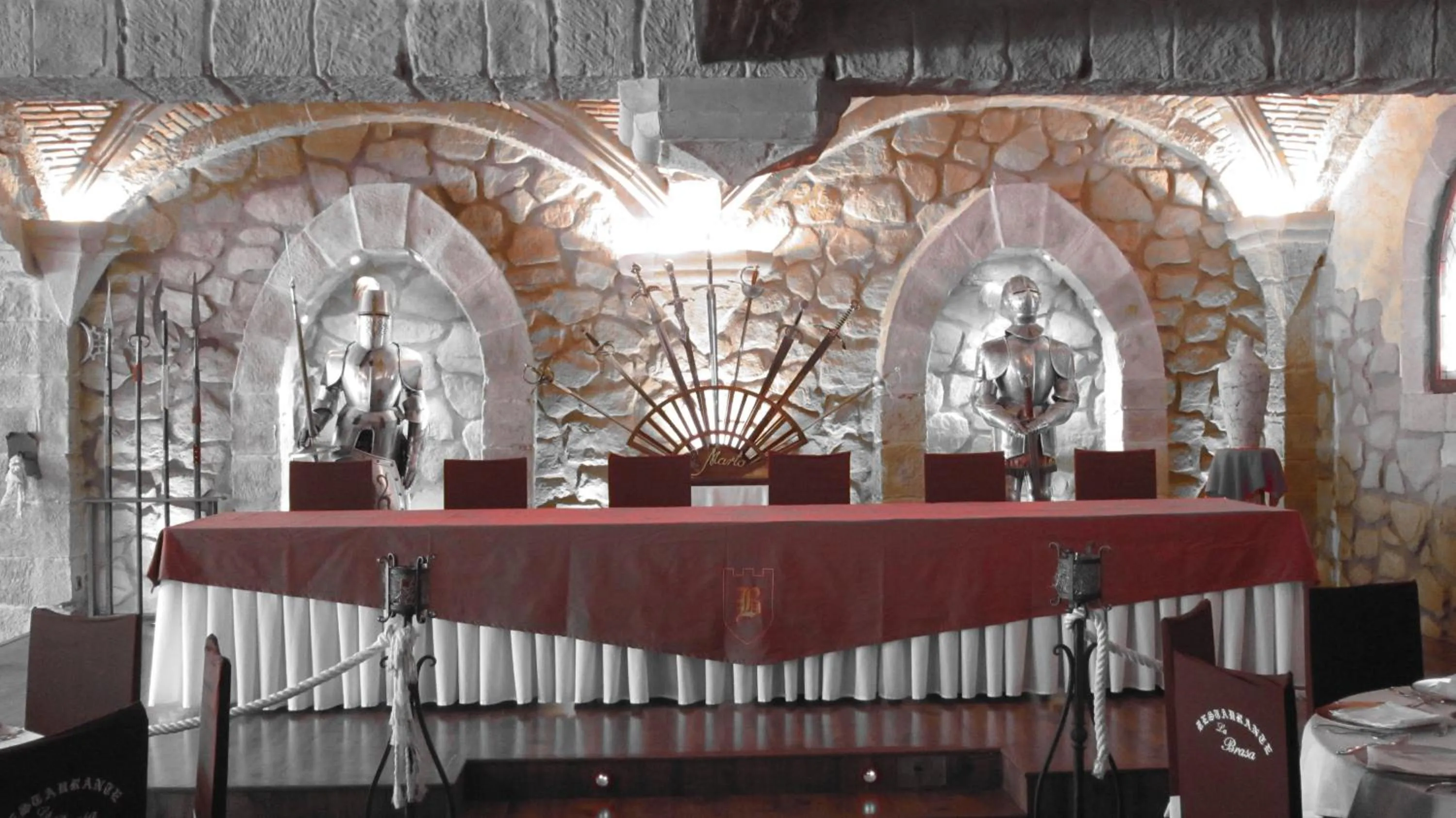 Restaurant/places to eat in Hotel La Brasa