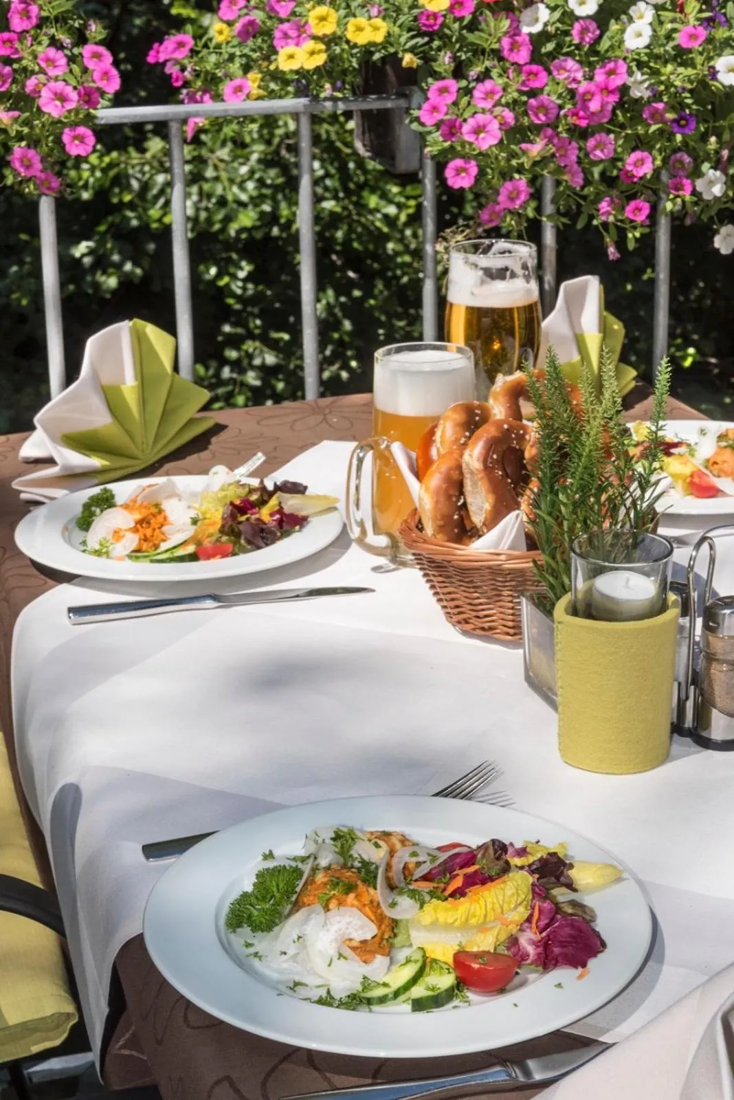 Lunch in Hotel Restaurant Lohmühle