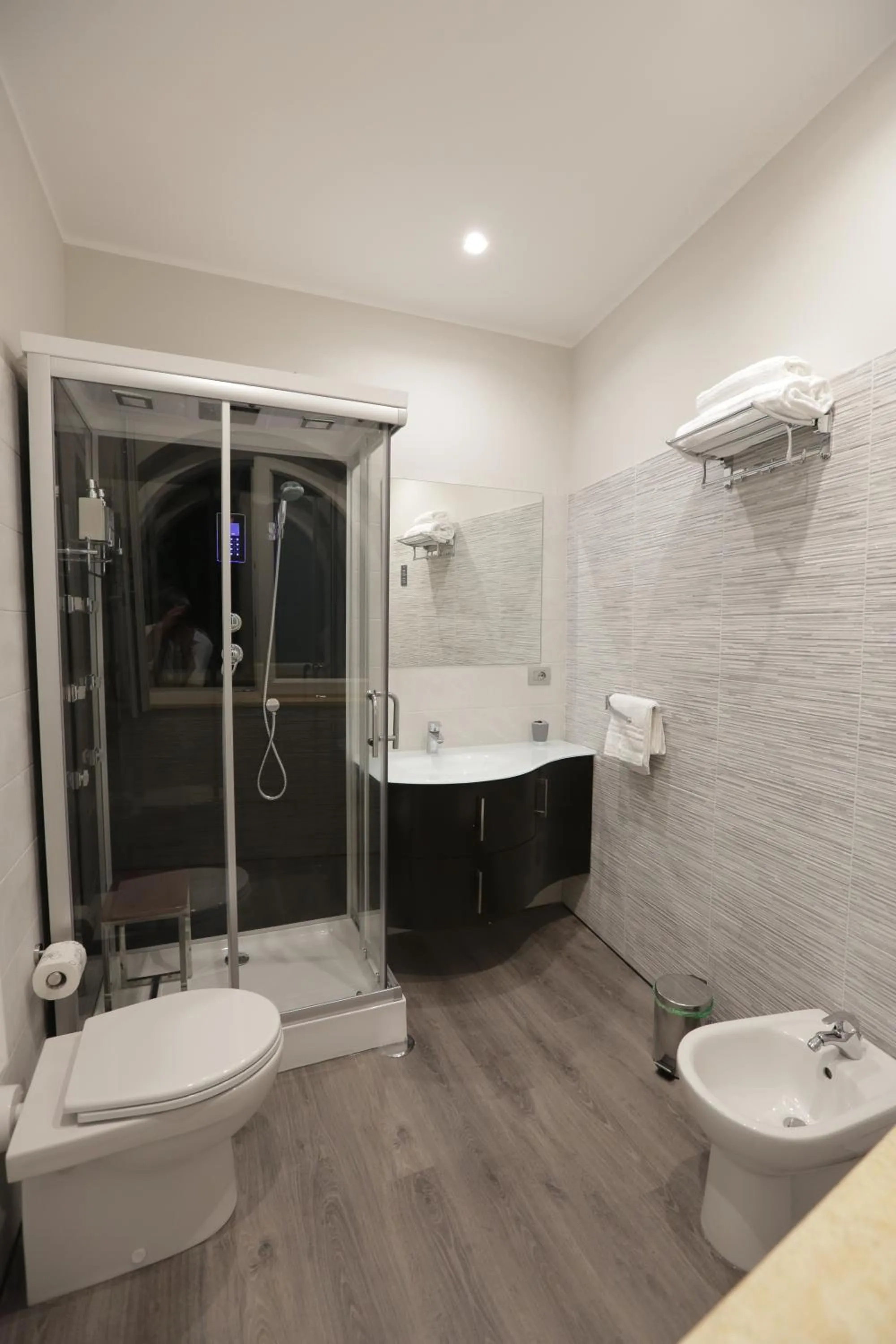 Bathroom in Sunset Tropea