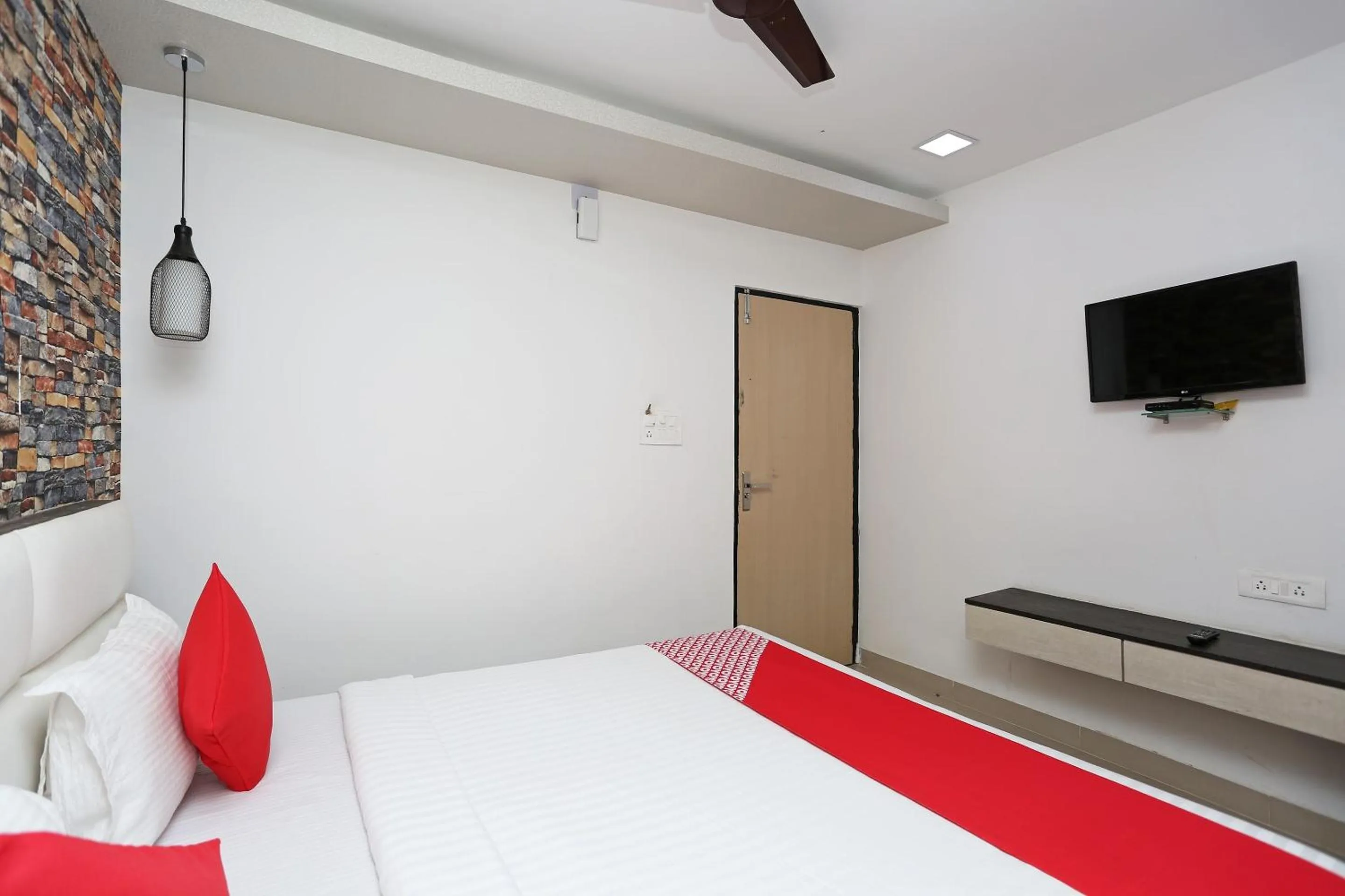 Bedroom in Super Capital O Sai Jagannath