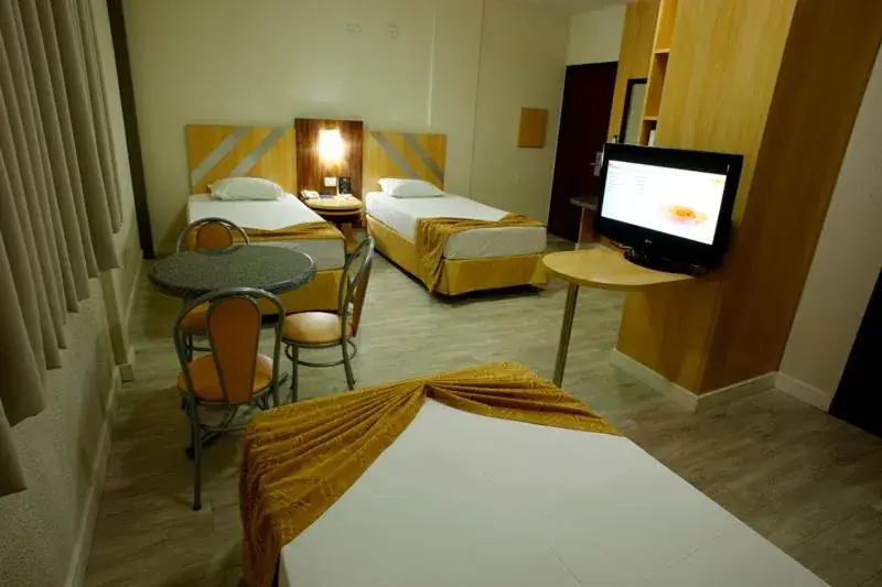 Standard Triple Room in King Konfort Hotel Standard Triple Room in King Konfort Hotel