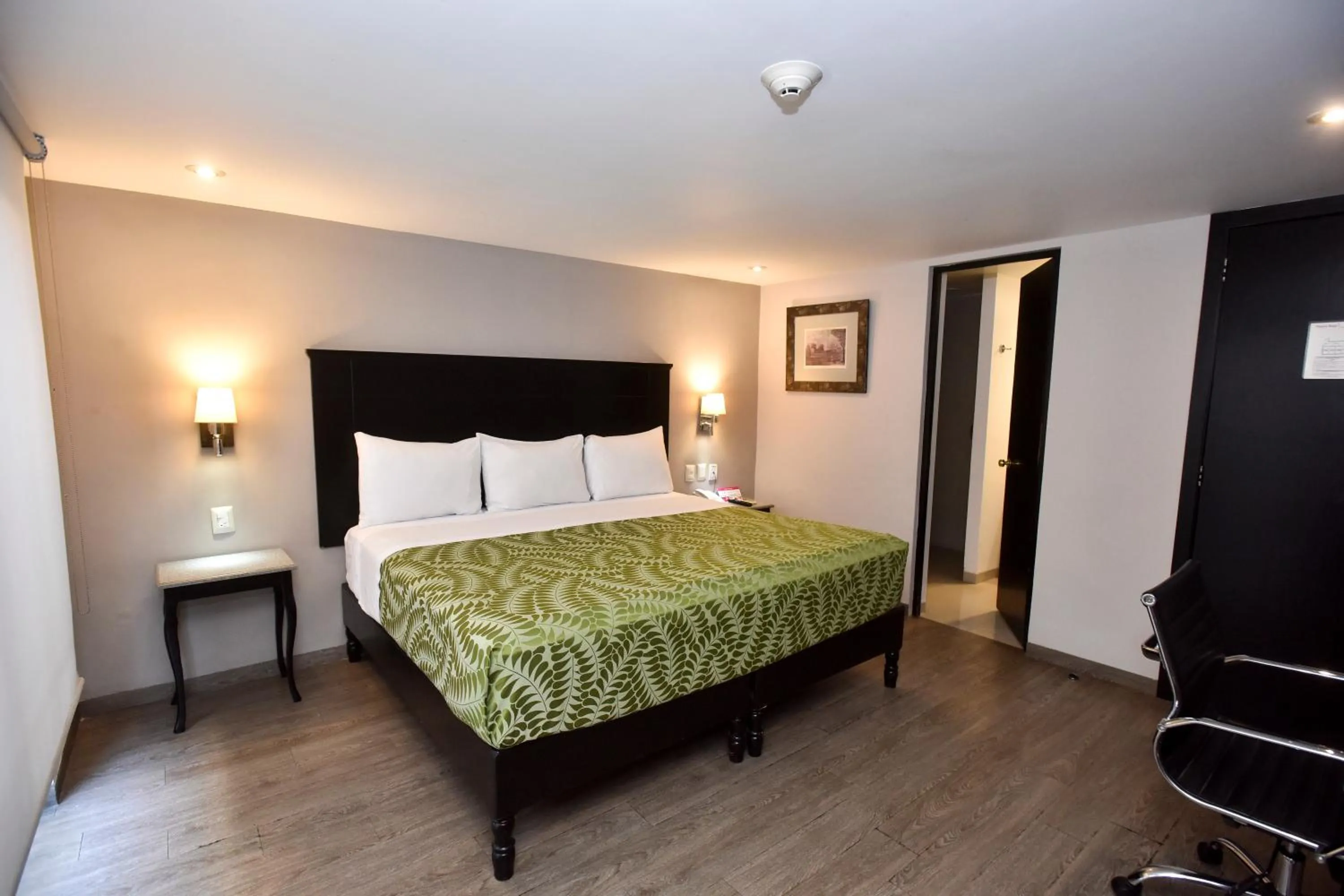 Photo of the whole room, Bed in Plaza Camelinas Hotel