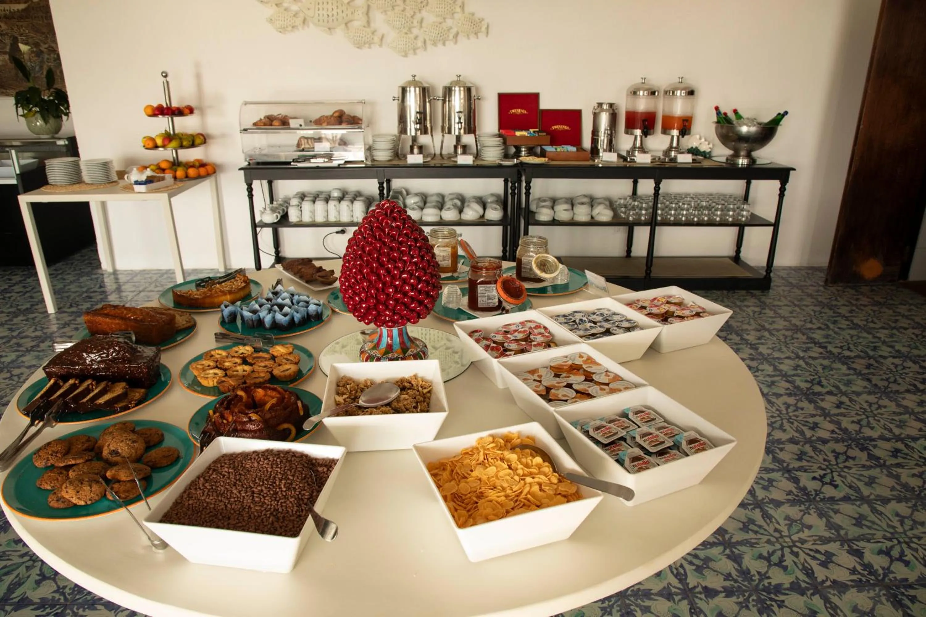 Breakfast in Hotel Chiaia Di Luna